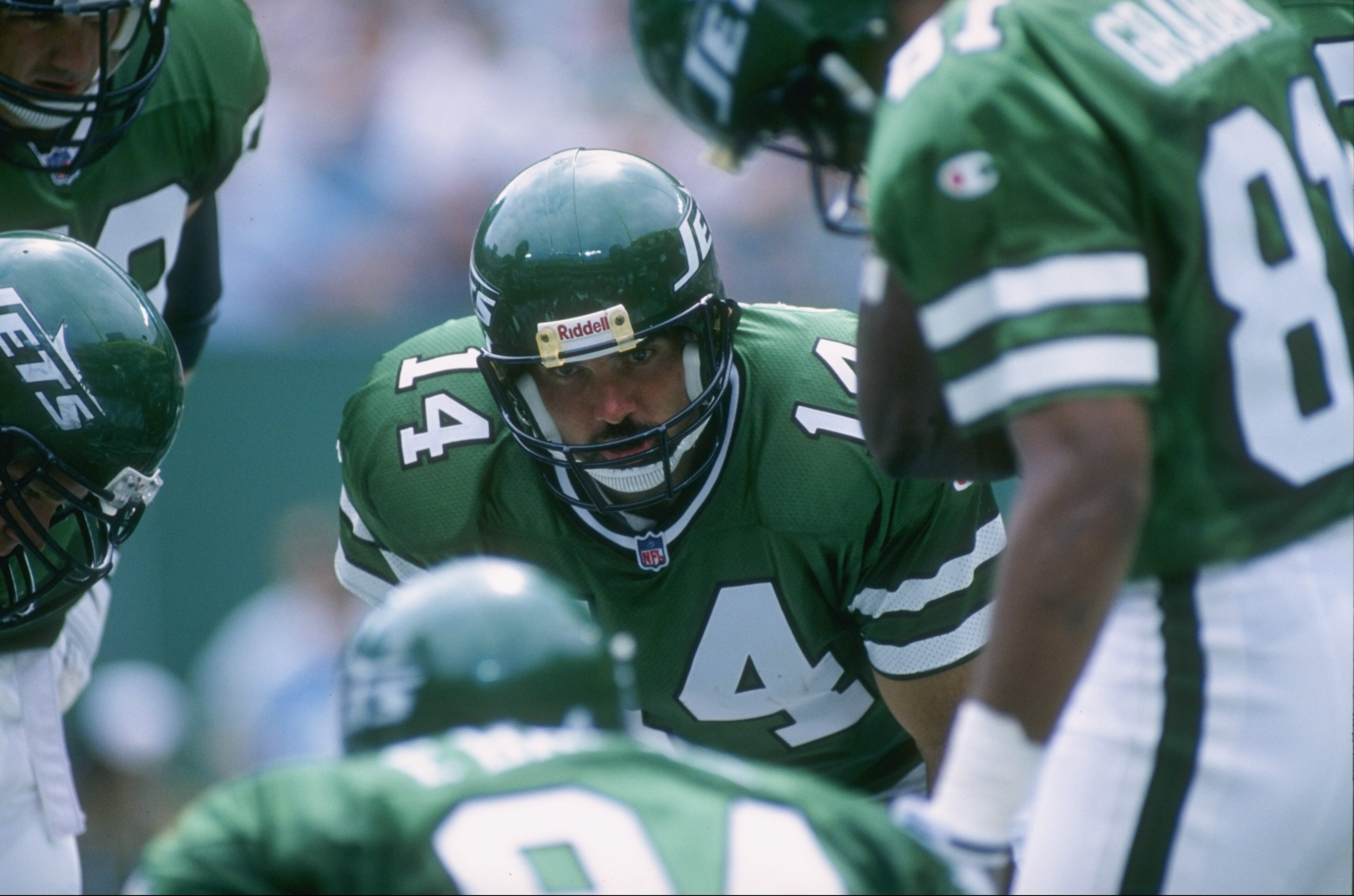 8 Sep 1996: Quarterback Neil O'Donnell #14 of the New York Jets calls the play in an offensive huddle during the Jets 21-7 loss to the Indianapolis Colts at Giants Stadium in East Rutherford, New Jersey.