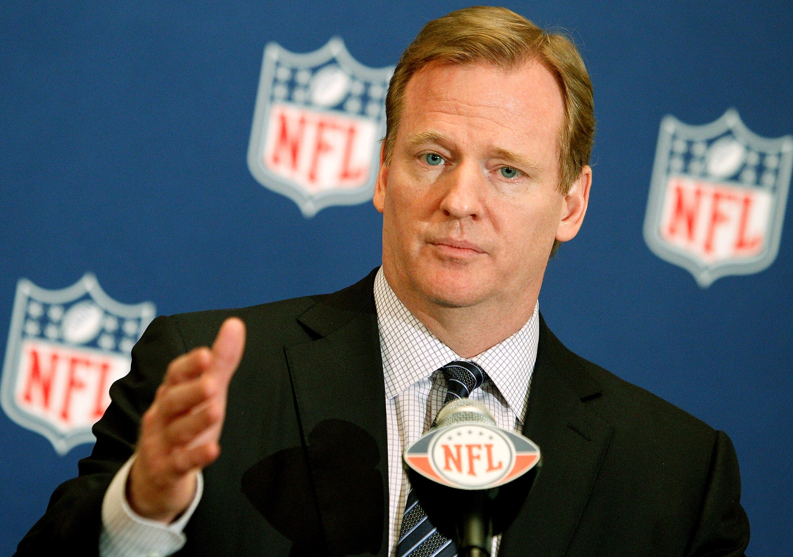 NEW ORLEANS, LA - MARCH 21:  NFL commissioner Roger Goodell addresses the media during the NFL Annual Meetings at the Roosevelt Hotel on March 21, 2011 in New Orleans, Louisiana. Despite a NFL owners imposed lockout in effect since March 12 the league is