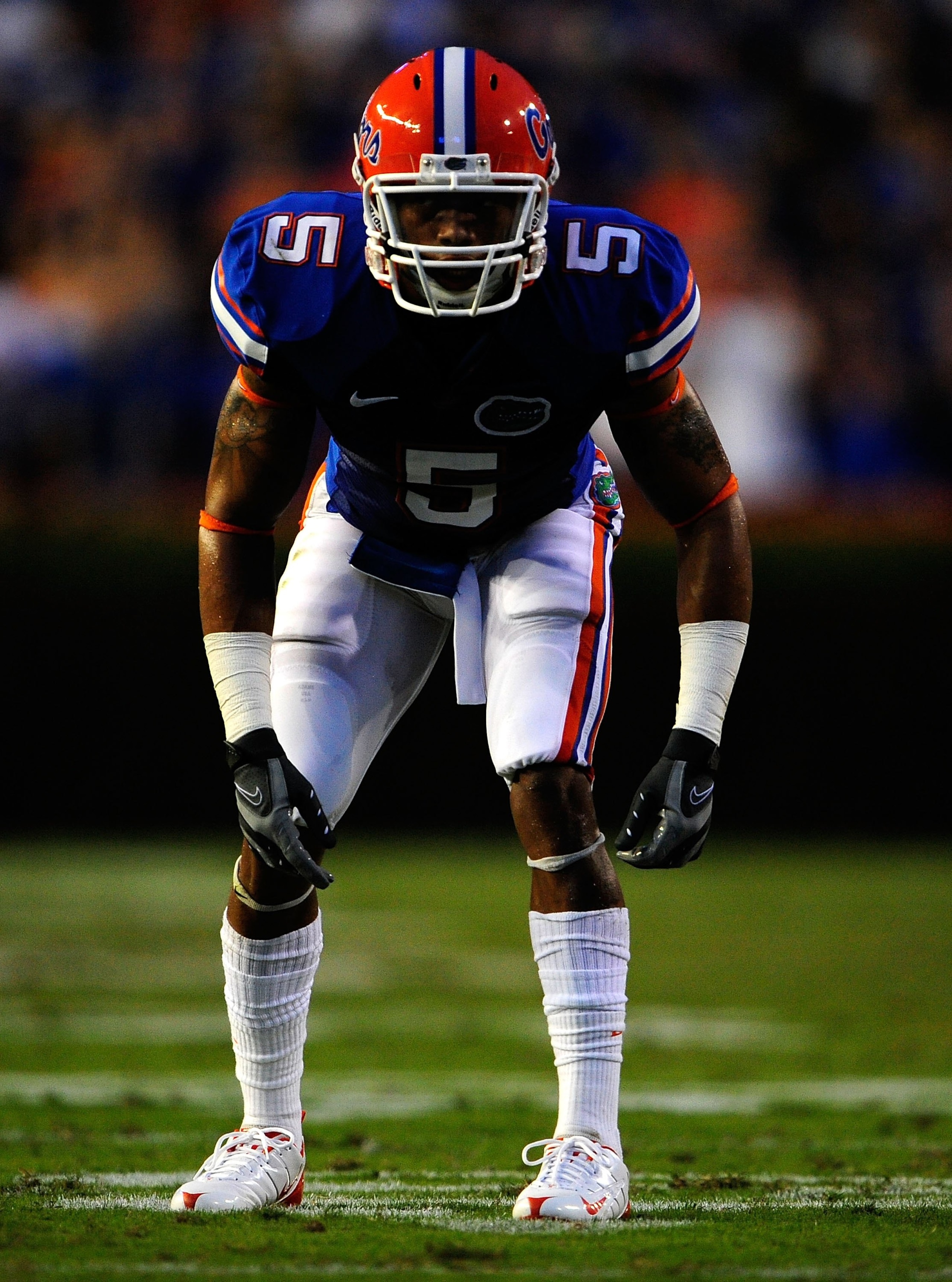 GAINESVILLE, FL - SEPTEMBER 5: Joe Haden #5 of the Florida Gators lines up during the game against the Charleston Southern Buccaneers at Ben Hill Griffin Stadium on September 5, 2009 in Gainesville, Florida. (Photo by Sam Greenwood/Getty Images) GAINESVILLE, FL - SEPTEMBER 5: Joe Haden #5 of the Florida Gators lines up during the game against the Charleston Southern Buccaneers at Ben Hill Griffin Stadium on September 5, 2009 in Gainesville, Florida. (Photo by Sam Greenwood/Getty Images)