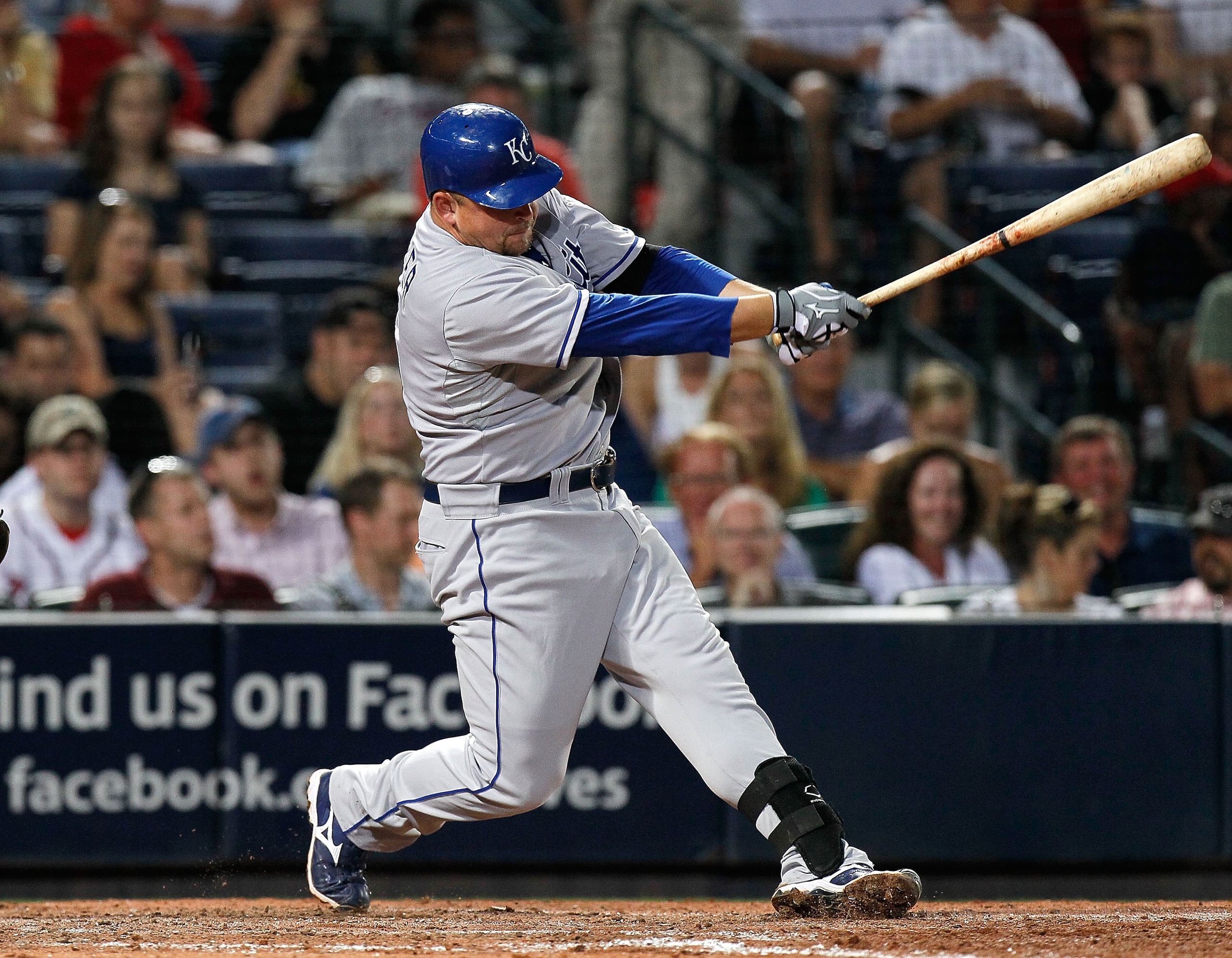 ATLANTA - JUNE 19: Billy Butler #16 of the Kansas City Royals against the Atlanta Braves at Turner Field on June 19, 2010 in Atlanta, Georgia. (Photo by Kevin C. Cox/Getty Images) ATLANTA - JUNE 19: Billy Butler #16 of the Kansas City Royals against the Atlanta Braves at Turner Field on June 19, 2010 in Atlanta, Georgia. (Photo by Kevin C. Cox/Getty Images)
