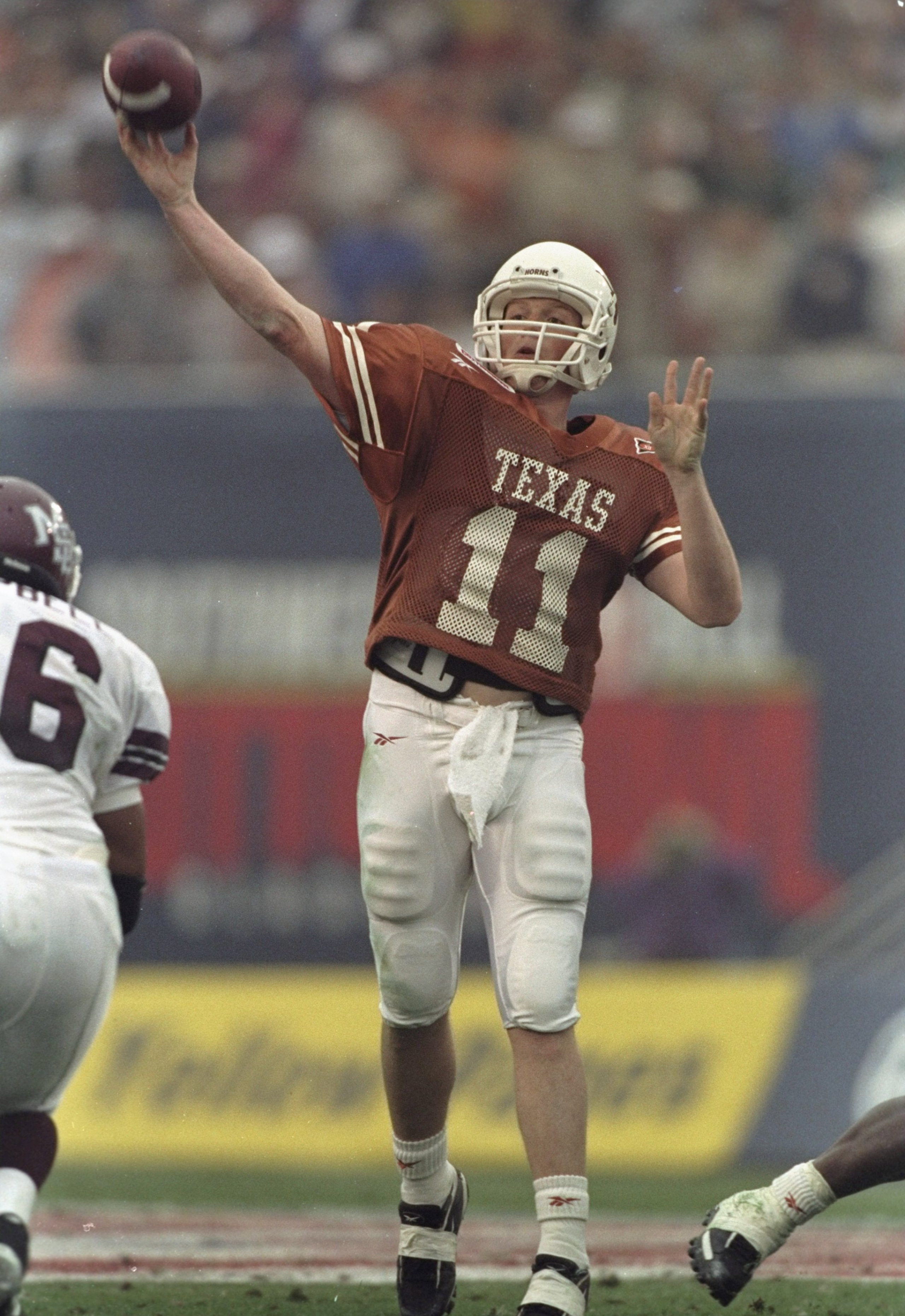 3 Jan 1999: Quarterback Major Applewhite #11 of the Texas Longhorns in action during the Southwestern Bell Cotton Bowl against the Mississippi State Bulldogs at the Cotton Bowl in Dallas, Texas. Texas defeated Mississippi St. 38-11.