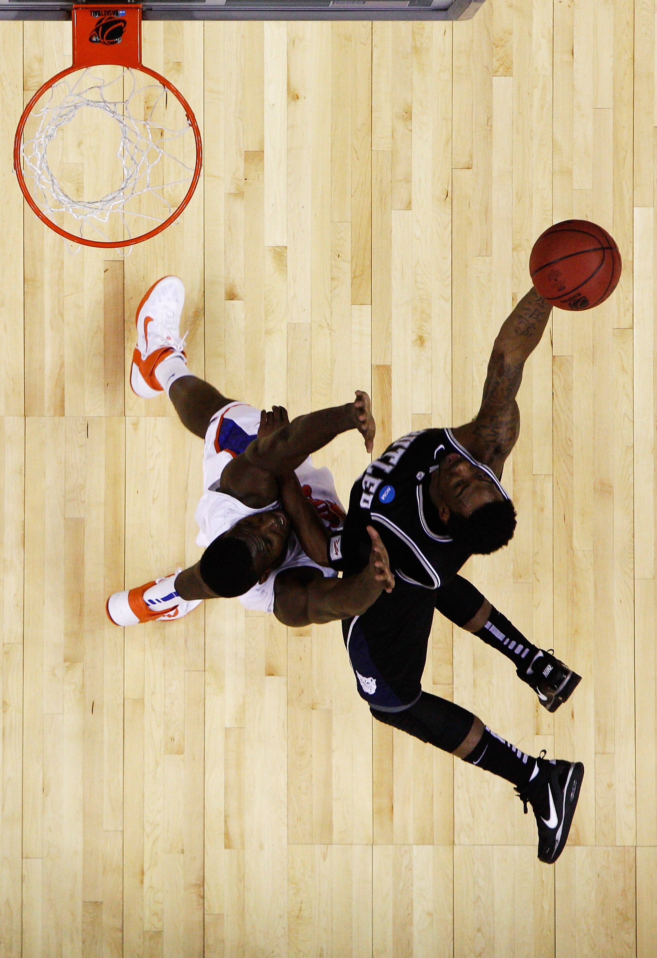 NEW ORLEANS, LA - MARCH 26:  Shawn Vanzant #2 of the Butler Bulldogs shoots against the Florida Gators during the Southeast regional final of the 2011 NCAA men's basketball tournament at New Orleans Arena on March 26, 2011 in New Orleans, Louisiana.  (Pho