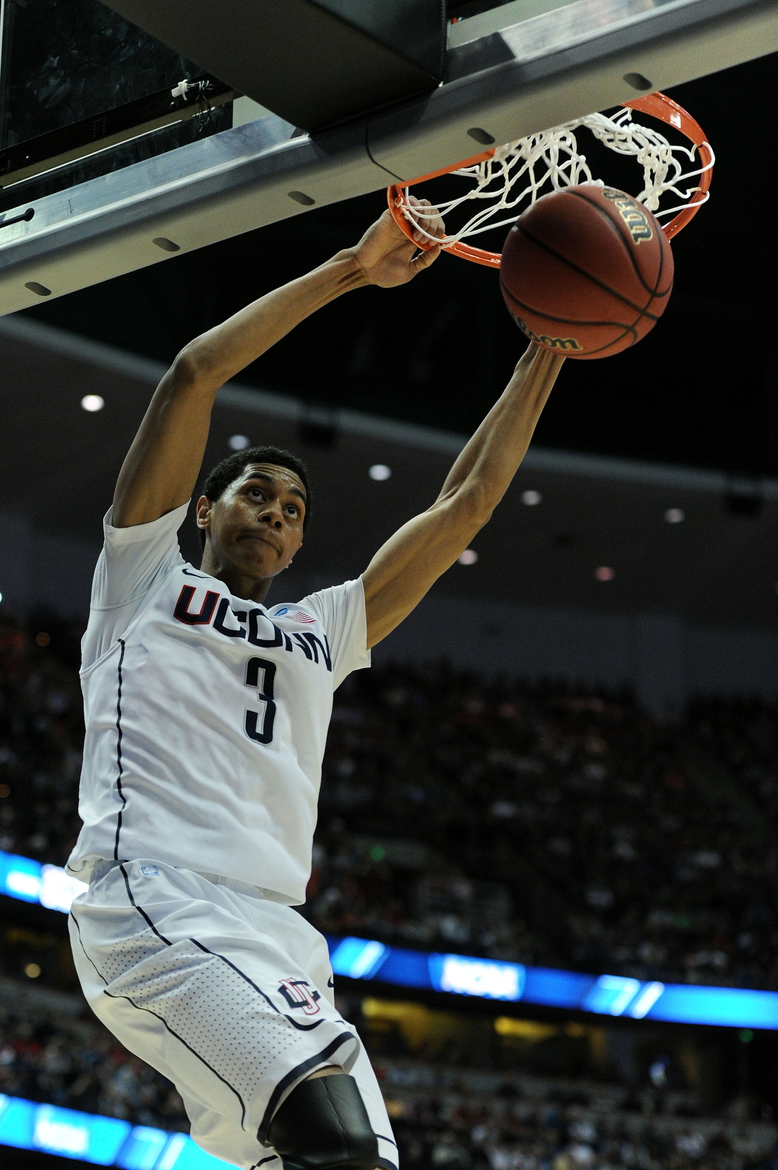 ANAHEIM, CA - MARCH 26:  Jeremy Lamb #3 of the Connecticut Huskies dunks the ball against the Arizona Wildcats during the west regional final of the 2011 NCAA men's basketball tournament at the Honda Center on March 26, 2011 in Anaheim, California.  (Phot
