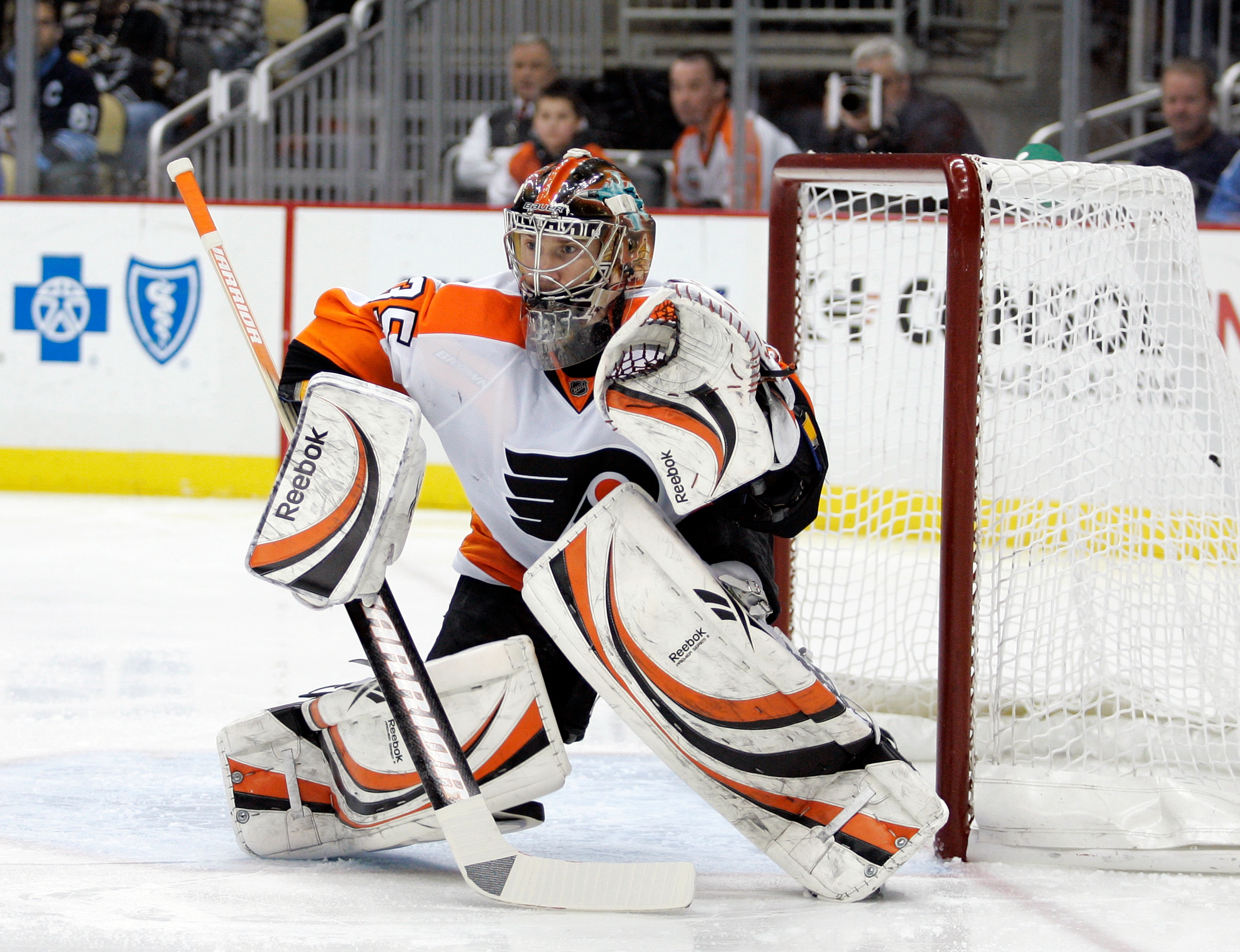 PITTSBURGH, PA - MARCH 29: Sergei Bobrovsky #35 of the Philadelphia Flyers protects the net against the Pittsburgh Penguins at Consol Energy Center on March 29, 2011 in Pittsburgh, Pennsylvania. (Photo by Justin K. Aller/Getty Images) PITTSBURGH, PA - MARCH 29: Sergei Bobrovsky #35 of the Philadelphia Flyers protects the net against the Pittsburgh Penguins at Consol Energy Center on March 29, 2011 in Pittsburgh, Pennsylvania. (Photo by Justin K. Aller/Getty Images)