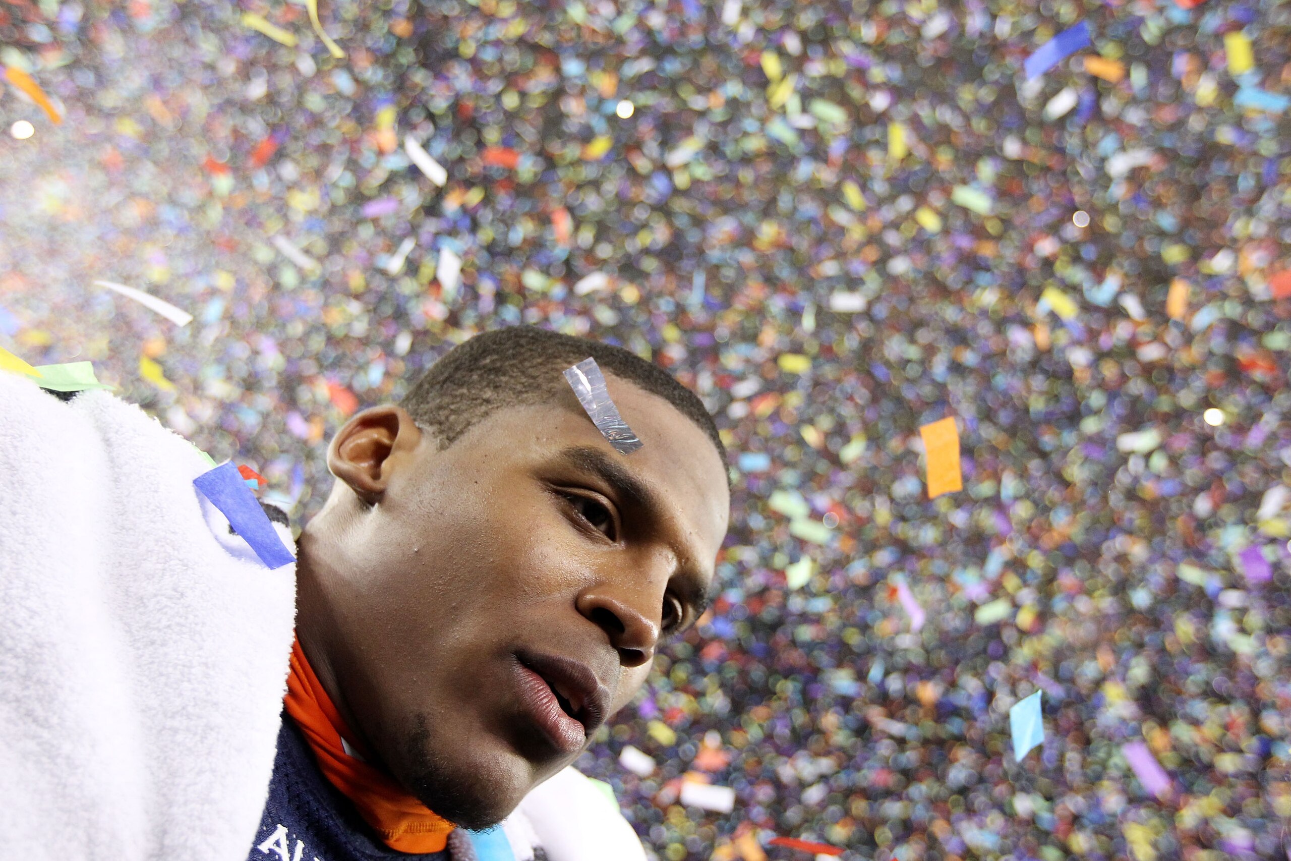 GLENDALE, AZ - JANUARY 10: Quarterback Cameron Newton #2 of the Auburn Tigers celebrates the Tigers 22-19 victory against the Oregon Ducks in the Tostitos BCS National Championship Game at University of Phoenix Stadium on January 10, 2011 in Glendale, Ar GLENDALE, AZ - JANUARY 10: Quarterback Cameron Newton #2 of the Auburn Tigers celebrates the Tigers 22-19 victory against the Oregon Ducks in the Tostitos BCS National Championship Game at University of Phoenix Stadium on January 10, 2011 in Glendale, Ar