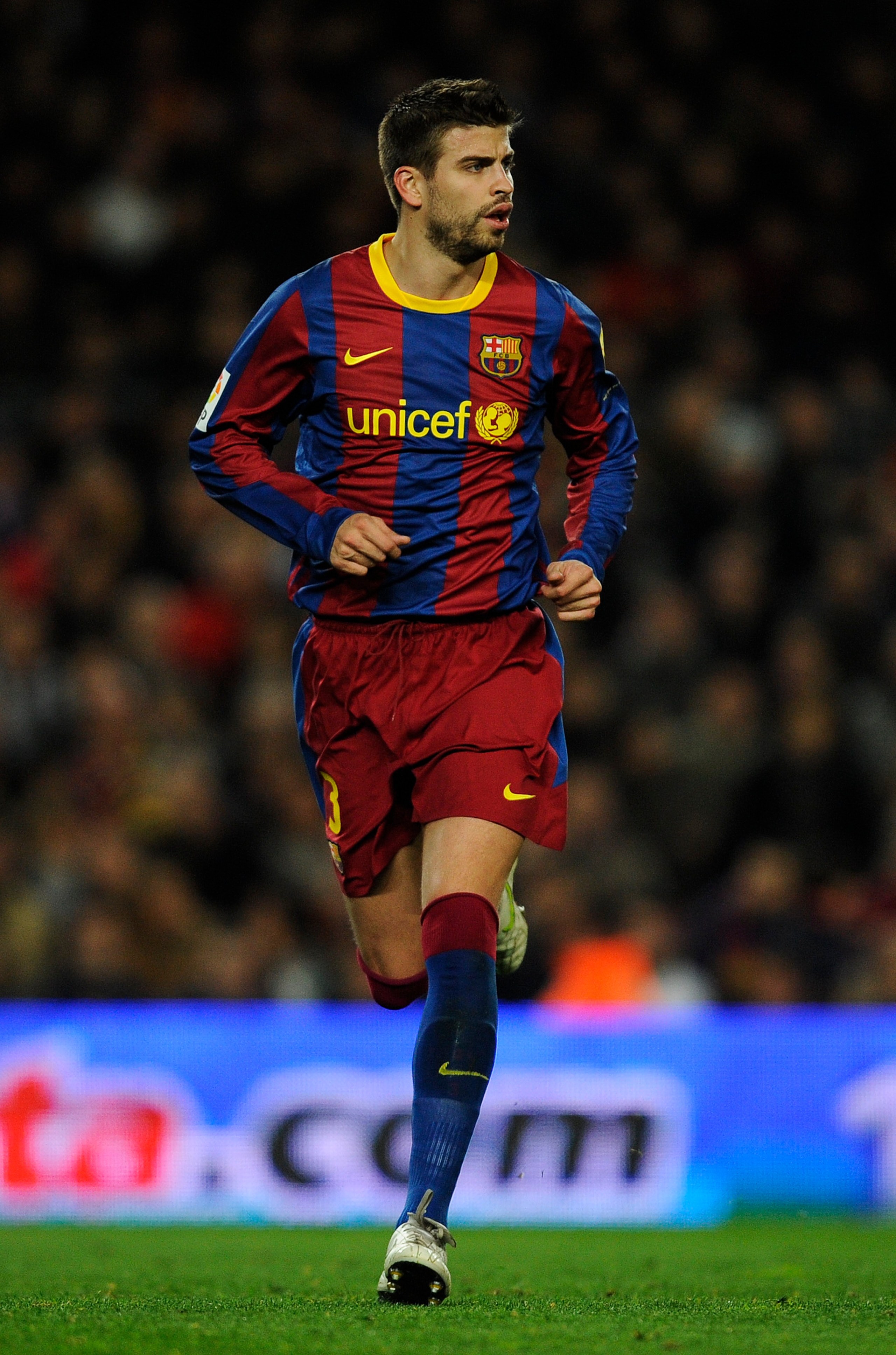 BARCELONA, SPAIN - MARCH 05:  Gerard Pique of FC Barcelona looks on during the La liga match between Barcelona and Real Zaragoza at Camp Nou on March 5, 2011 in Barcelona, Spain. Barcelona won 1-0.  (Photo by David Ramos/Getty Images)