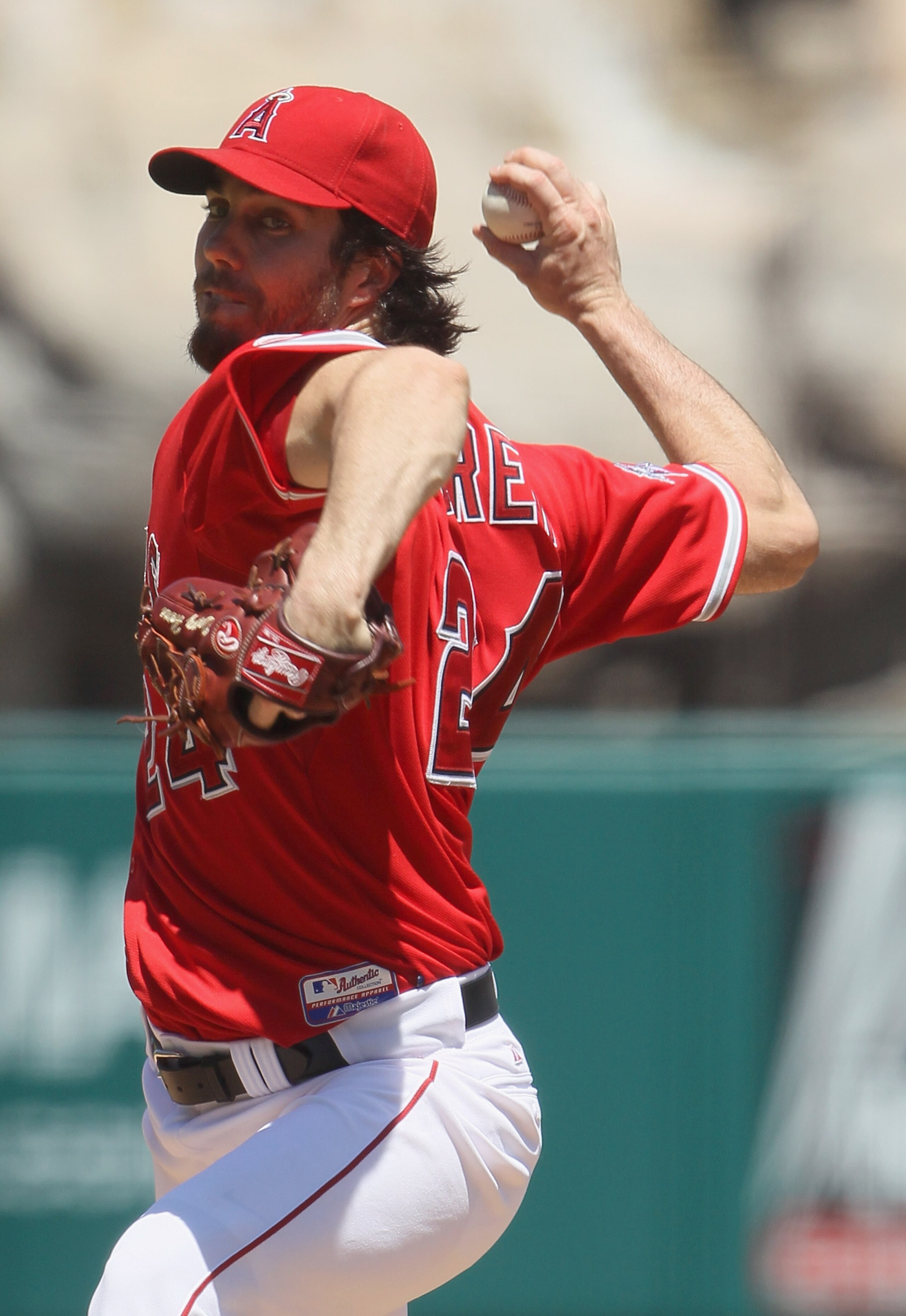 ANAHEIM, CA - AUGUST 15: Dan Haren #24 of the Los Angeles Angels of Anaheim pitches against the Toronto Blue Jays at Angel Stadium on August 15, 2010 in Anaheim, California. The Blue Jays defeated the Angels 4-1. (Photo by Jeff Gross/Getty Images) ANAHEIM, CA - AUGUST 15: Dan Haren #24 of the Los Angeles Angels of Anaheim pitches against the Toronto Blue Jays at Angel Stadium on August 15, 2010 in Anaheim, California. The Blue Jays defeated the Angels 4-1. (Photo by Jeff Gross/Getty Images)