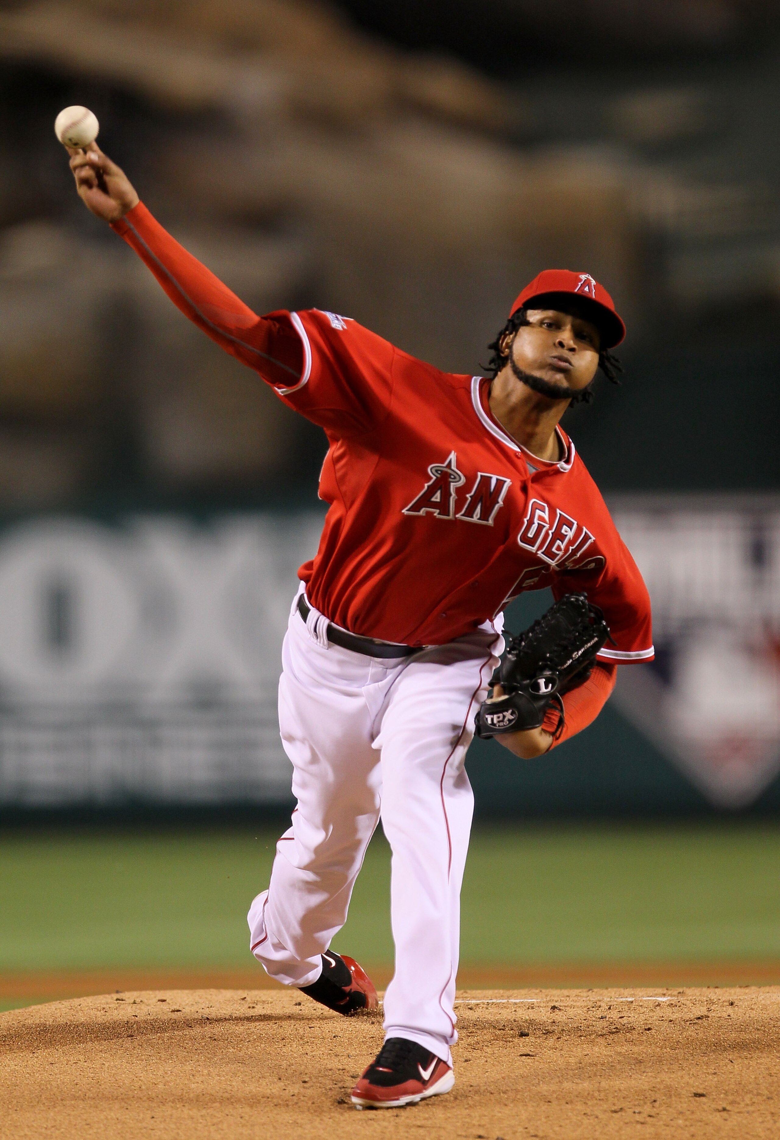 ANAHEIM, CA - SEPTEMBER 21: Ervin Santana #54 of the Los Angeles Angels of Anaheim throws a pitch against the Texas Rangers on September 21, 2010 at Angel Stadium in Anaheim, California. (Photo by Stephen Dunn/Getty Images) ANAHEIM, CA - SEPTEMBER 21: Ervin Santana #54 of the Los Angeles Angels of Anaheim throws a pitch against the Texas Rangers on September 21, 2010 at Angel Stadium in Anaheim, California. (Photo by Stephen Dunn/Getty Images)