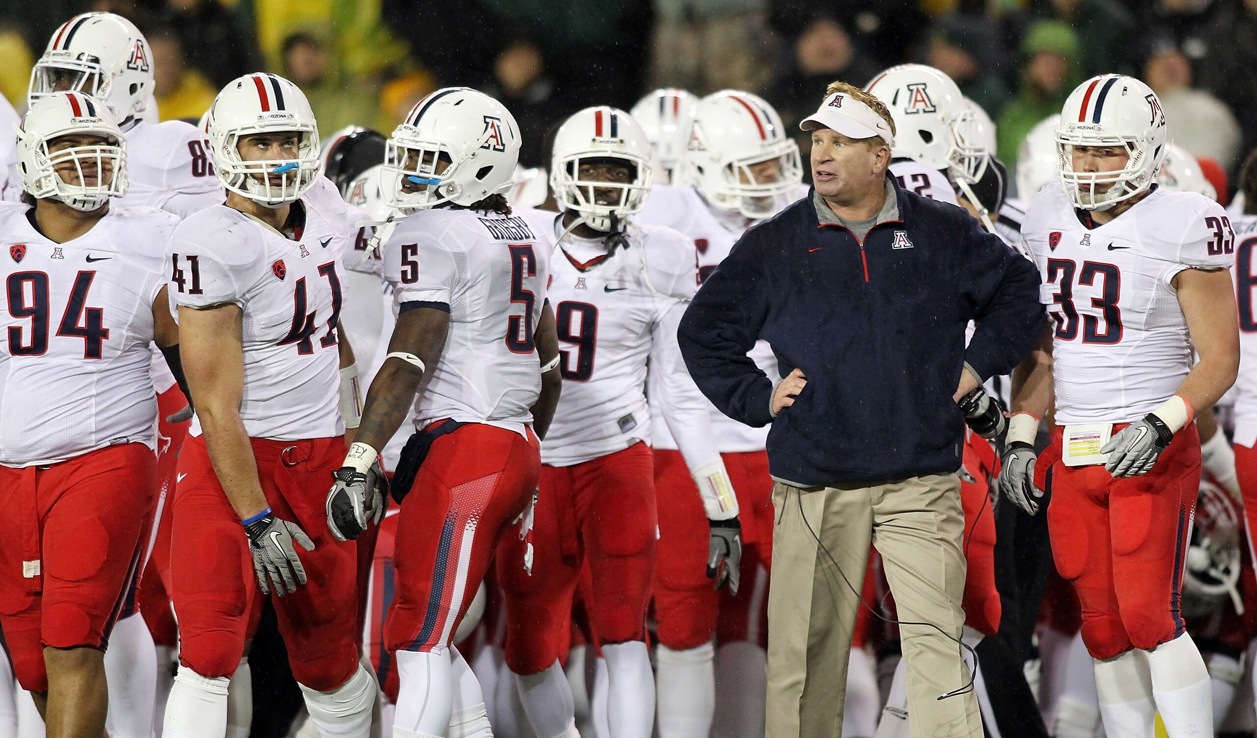 EUGENE, OR - NOVEMBER 26:  Head Coach Mike Stoops of the Arizona Wildcats walks the sidelines against the Oregon Ducks on November 26, 2010 at the Autzen Stadium in Eugene, Oregon.  (Photo by Jonathan Ferrey/Getty Images)