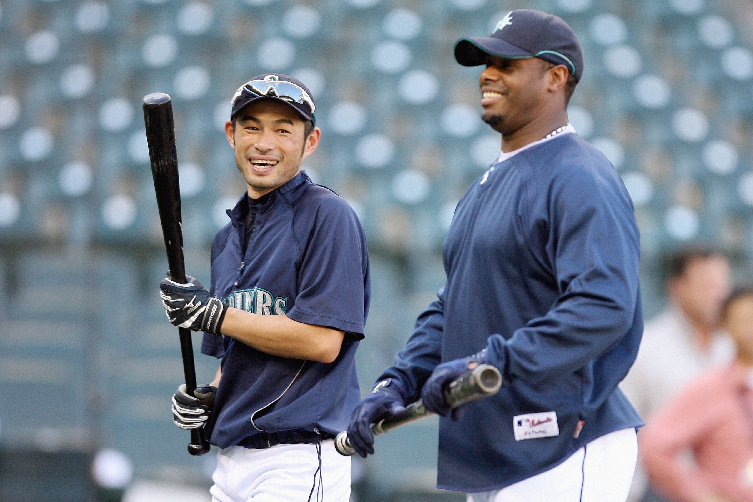 SEATTLE - SEPTEMBER 18: Ichiro Suzuki #51 of the Seattle Mariners smiles with Ken Griffey Jr. #24 during practice before the game against the New York Yankees on September 18, 2009 at Safeco Field in Seattle, Washington. (Photo by Otto Greule Jr/Getty Ima