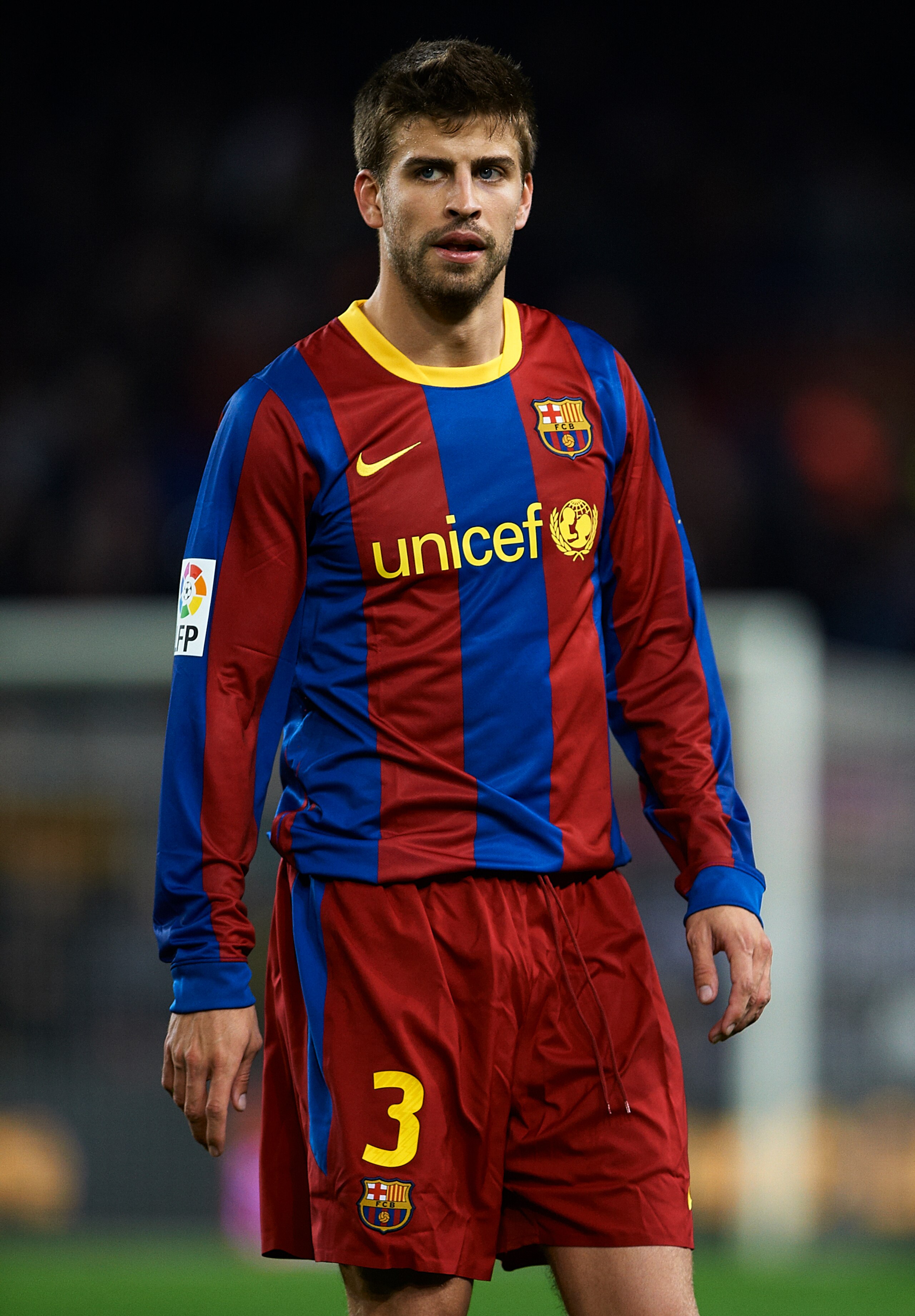 BARCELONA, SPAIN - MARCH 19:  Gerard Pique of Barcelona looks on during the La Liga match between Barcelona and Getafe at Camp Nou on March 19, 2011 in Barcelona, Spain. Barcelona won 2-1.  (Photo by Manuel Queimadelos Alonso/Getty Images)