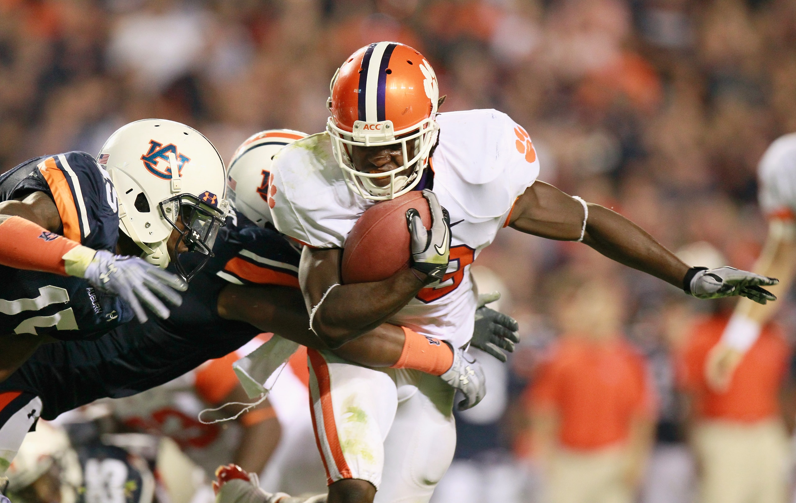 AUBURN, AL - SEPTEMBER 18: Andre Ellington #23 of the Clemson Tigers against the Auburn Tigers at Jordan-Hare Stadium on September 18, 2010 in Auburn, Alabama. (Photo by Kevin C. Cox/Getty Images) AUBURN, AL - SEPTEMBER 18: Andre Ellington #23 of the Clemson Tigers against the Auburn Tigers at Jordan-Hare Stadium on September 18, 2010 in Auburn, Alabama. (Photo by Kevin C. Cox/Getty Images)