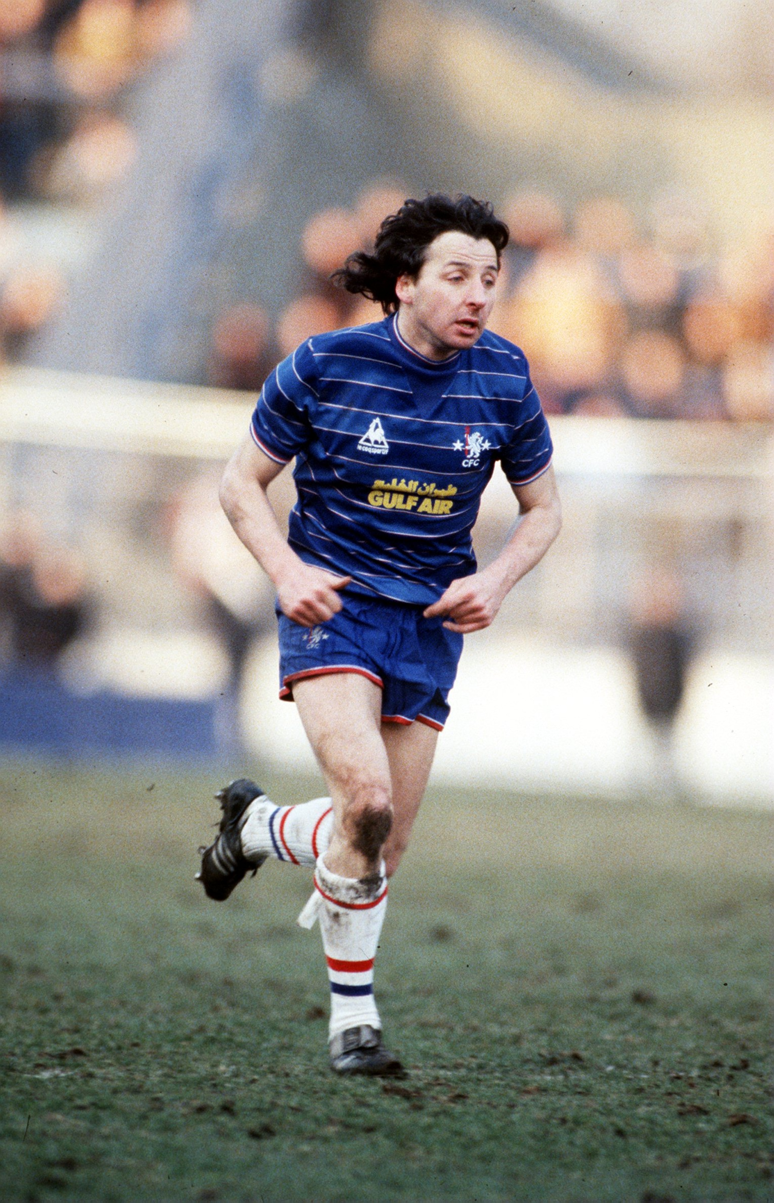 Undated:  Mickey Thomas of Chelsea in action. Mandatory Credit: David Cannon/ALLSPORT