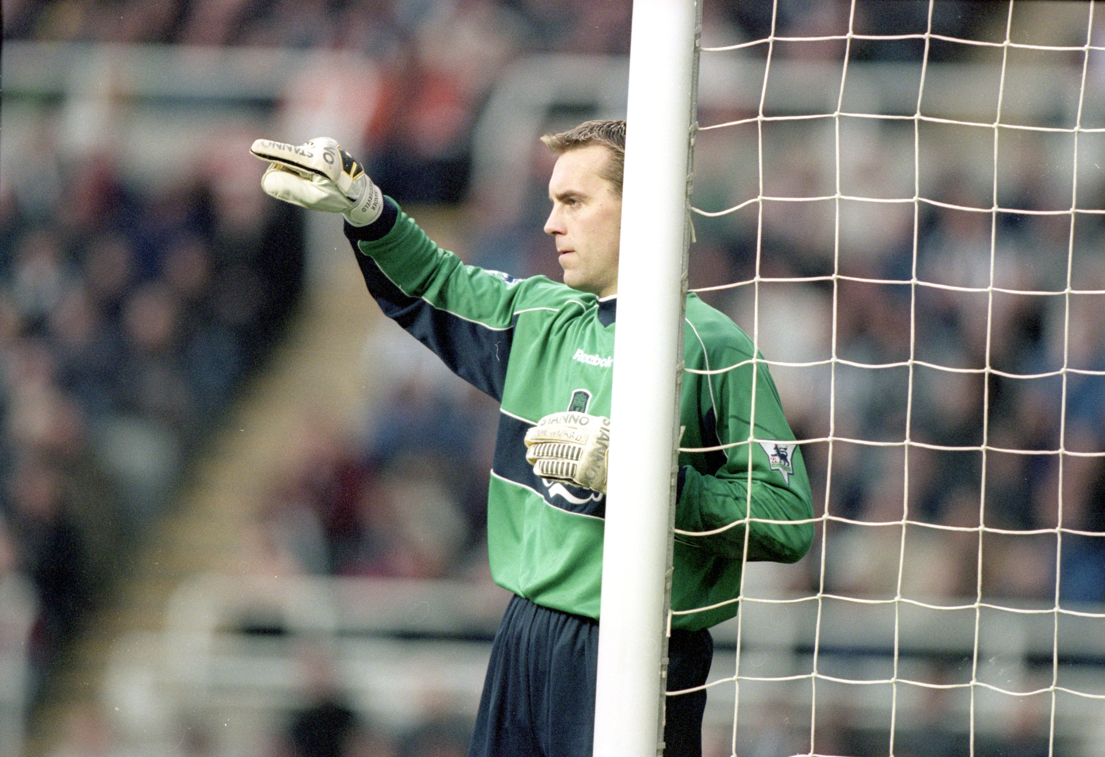 26 Nov 2000:  Sander Westerveld of Liverpool guards his near post during the FA Carling Premiership match against Newcastle United played at St James Park, in Newcastle, England. Newcastle United won the match 2-1.  \ Mandatory Credit: Ben Radford /Allspo
