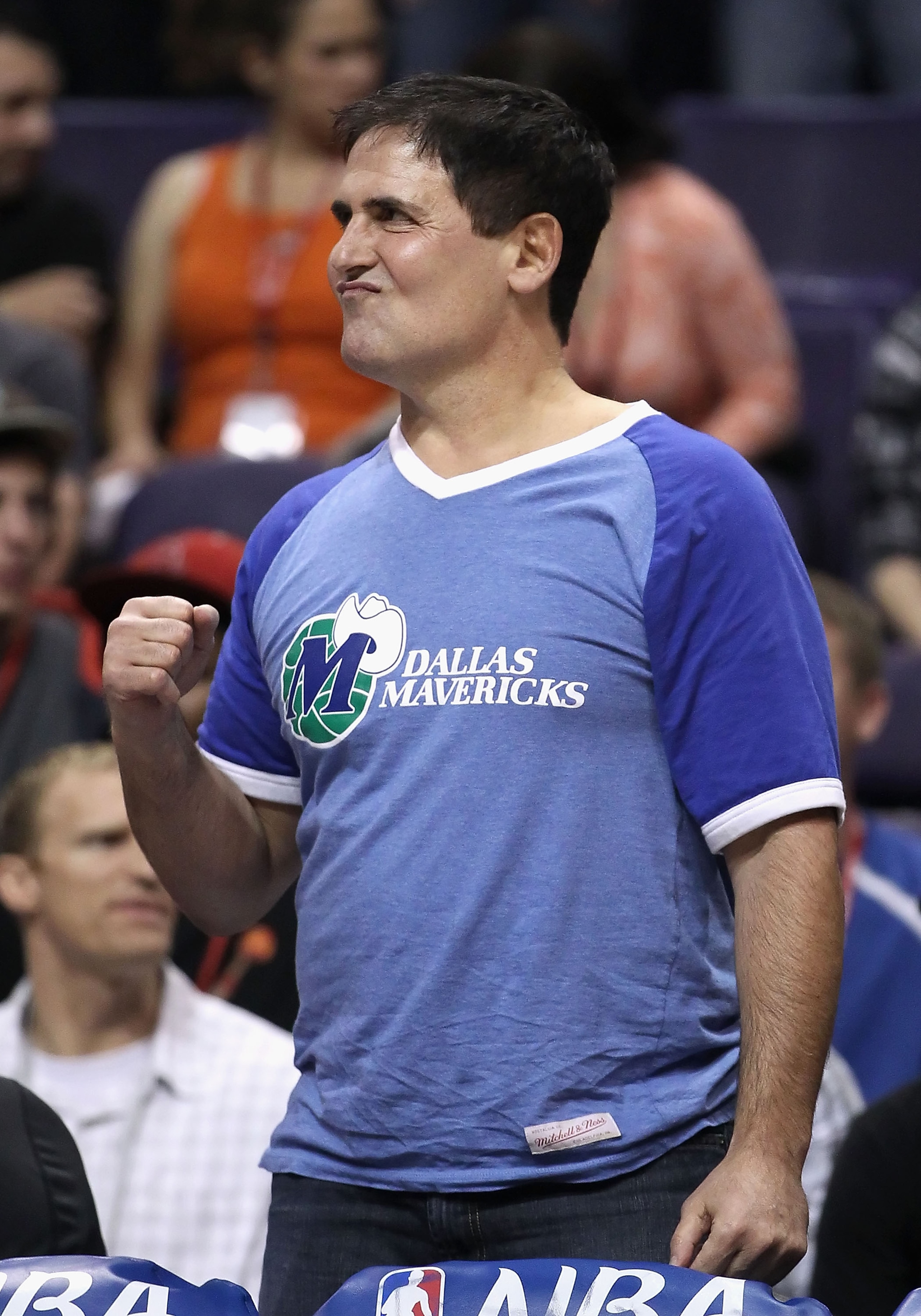 PHOENIX, AZ - MARCH 27:  Owner Mark Cuban of the Dallas Mavericks reacts during the NBA game against the Phoenix Suns at US Airways Center on March 27, 2011 in Phoenix, Arizona. The Mavericks defeated the Suns 91-83. NOTE TO USER: User expressly acknowled
