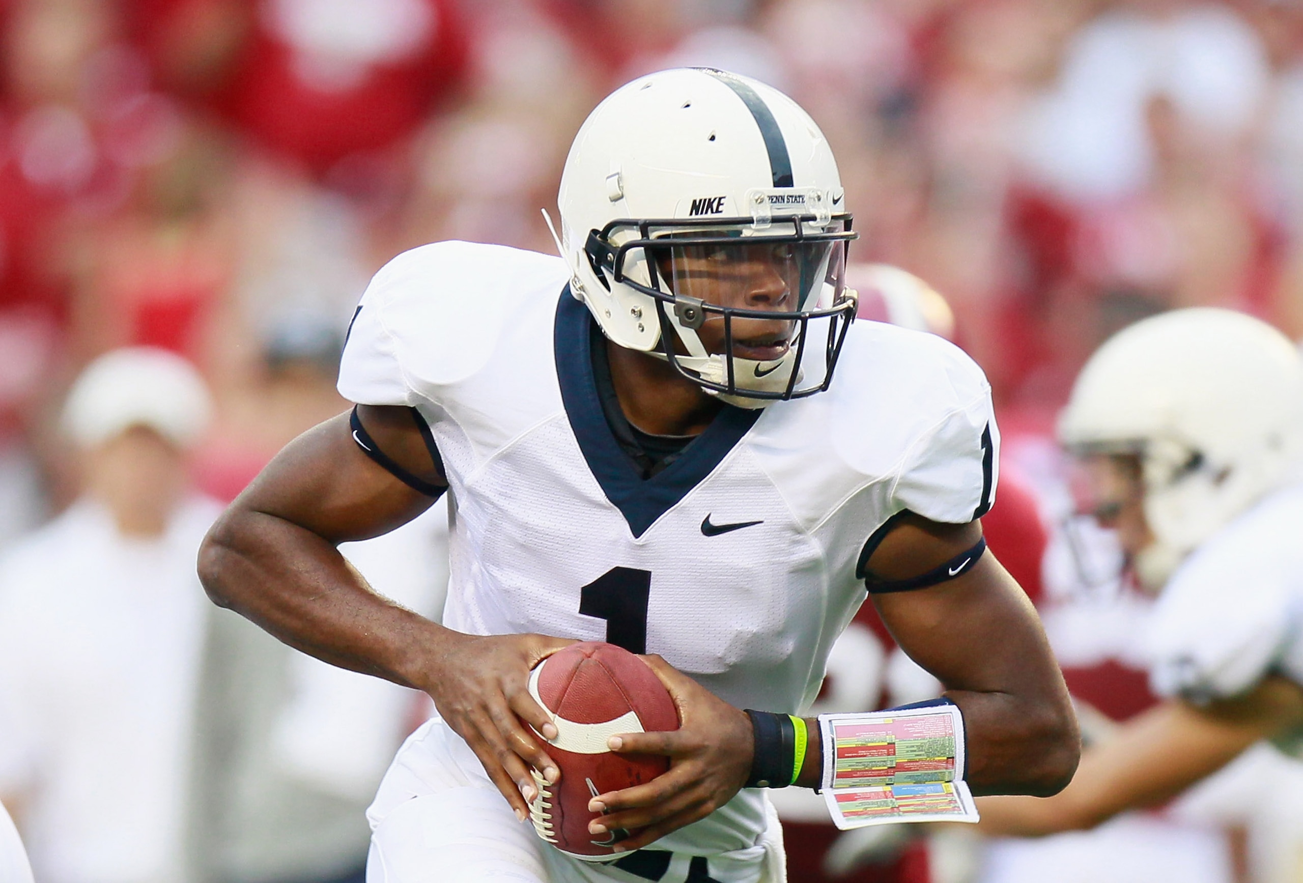 TUSCALOOSA, AL - SEPTEMBER 11:  Quarterback Robert Bolden #1 of the Penn State Nittany Lions against the Alabama Crimson Tide at Bryant-Denny Stadium on September 11, 2010 in Tuscaloosa, Alabama.  (Photo by Kevin C. Cox/Getty Images)