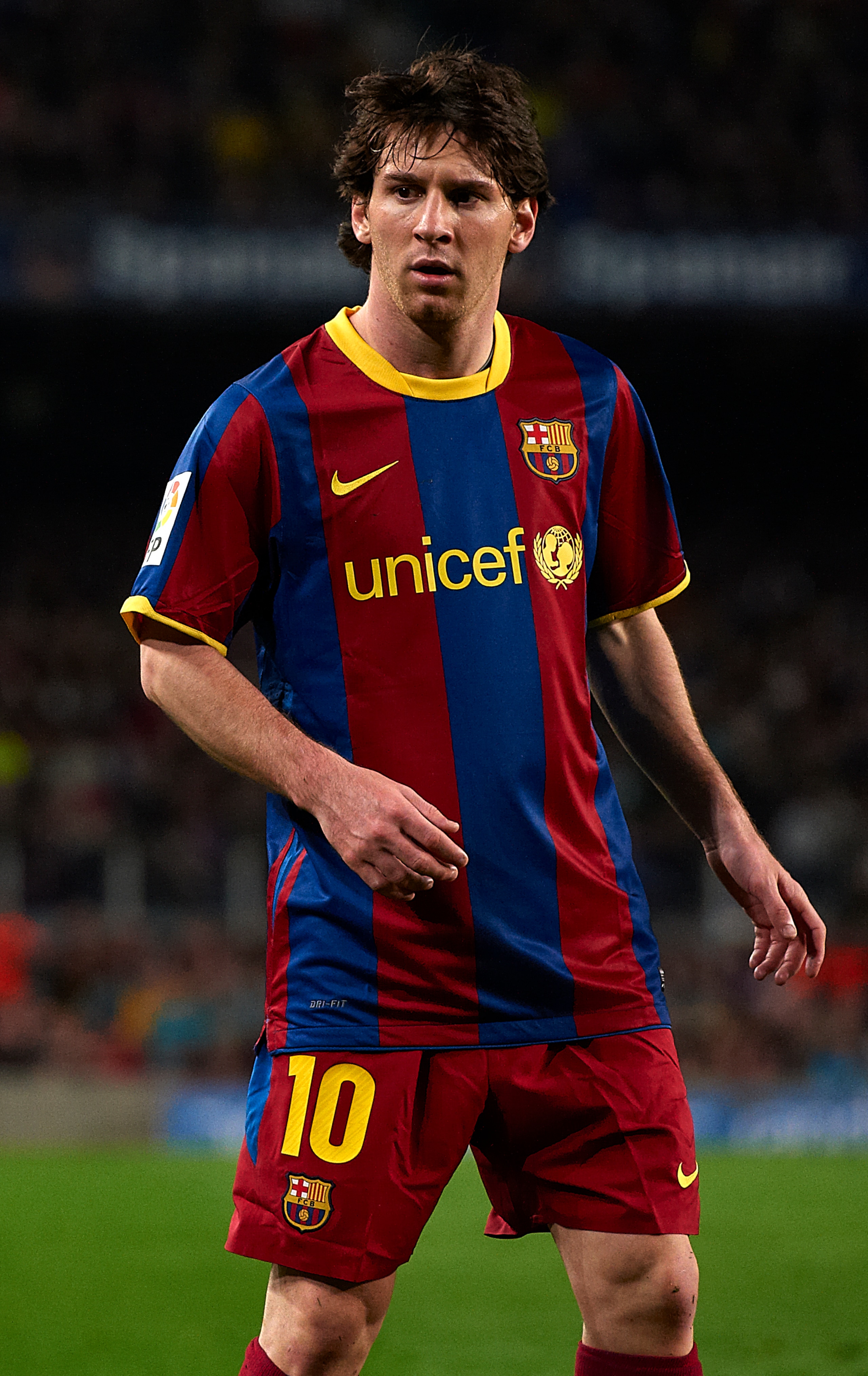 BARCELONA, SPAIN - MARCH 19:  Lionel Messi of Barcelona looks on during the La Liga match between Barcelona and Getafe at Camp Nou on March 19, 2011 in Barcelona, Spain. Barcelona won 2-1.  (Photo by Manuel Queimadelos Alonso/Getty Images)