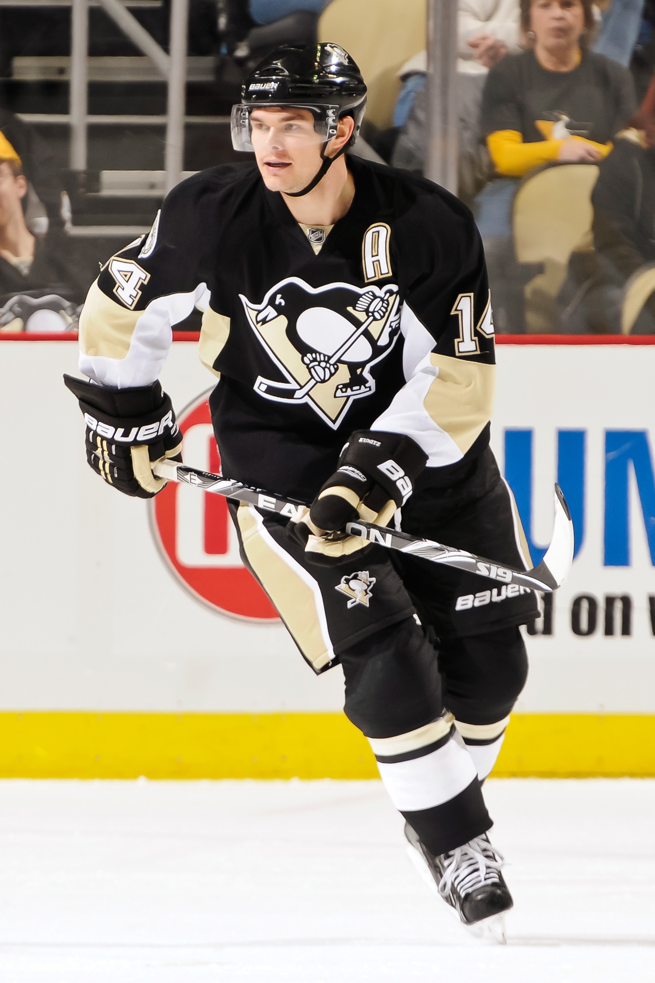 PITTSBURGH, PA - MARCH 13:  Chris Kunitz #14 of the Pittsburgh Penguins skates against the Edmonton Oilers on March 13, 2011 at CONSOL Energy Center in Pittsburgh, Pennsylvania.  (Photo by Jamie Sabau/Getty Images)