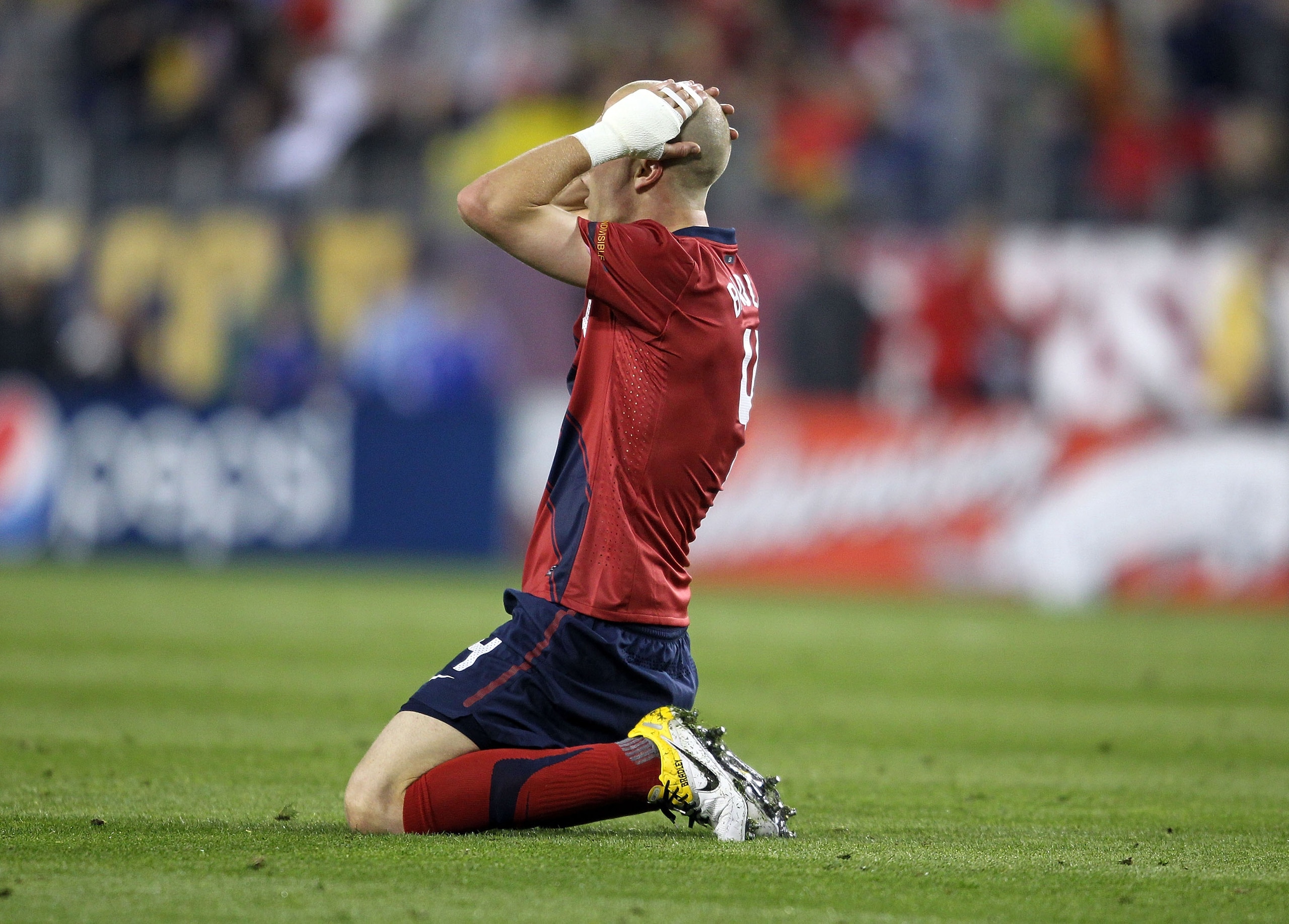 NASHVILLE, TN - MARCH 29: Michael Bradley #4 of the United States reacts after a missed shot on goal during the 1-0 loss to Paraguay in an international friendly match at LP Field on March 29, 2011 in Nashville, Tennessee. (Photo by Andy Lyons/Getty I NASHVILLE, TN - MARCH 29: Michael Bradley #4 of the United States reacts after a missed shot on goal during the 1-0 loss to Paraguay in an international friendly match at LP Field on March 29, 2011 in Nashville, Tennessee. (Photo by Andy Lyons/Getty I