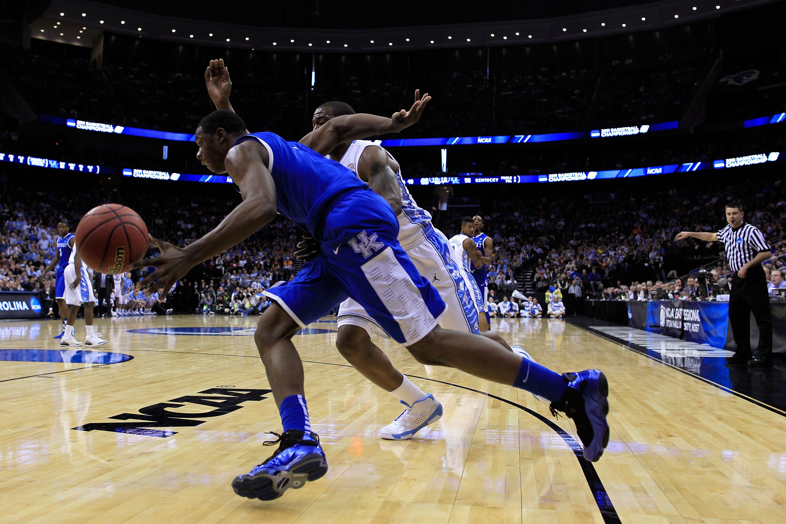 NEWARK, NJ - MARCH 27:  Terrence Jones #3 of the Kentucky Wildcats goes to the basket against the North Carolina Tar Heels during the east regional final of the 2011 NCAA men's basketball tournament at Prudential Center on March 27, 2011 in Newark, New Je
