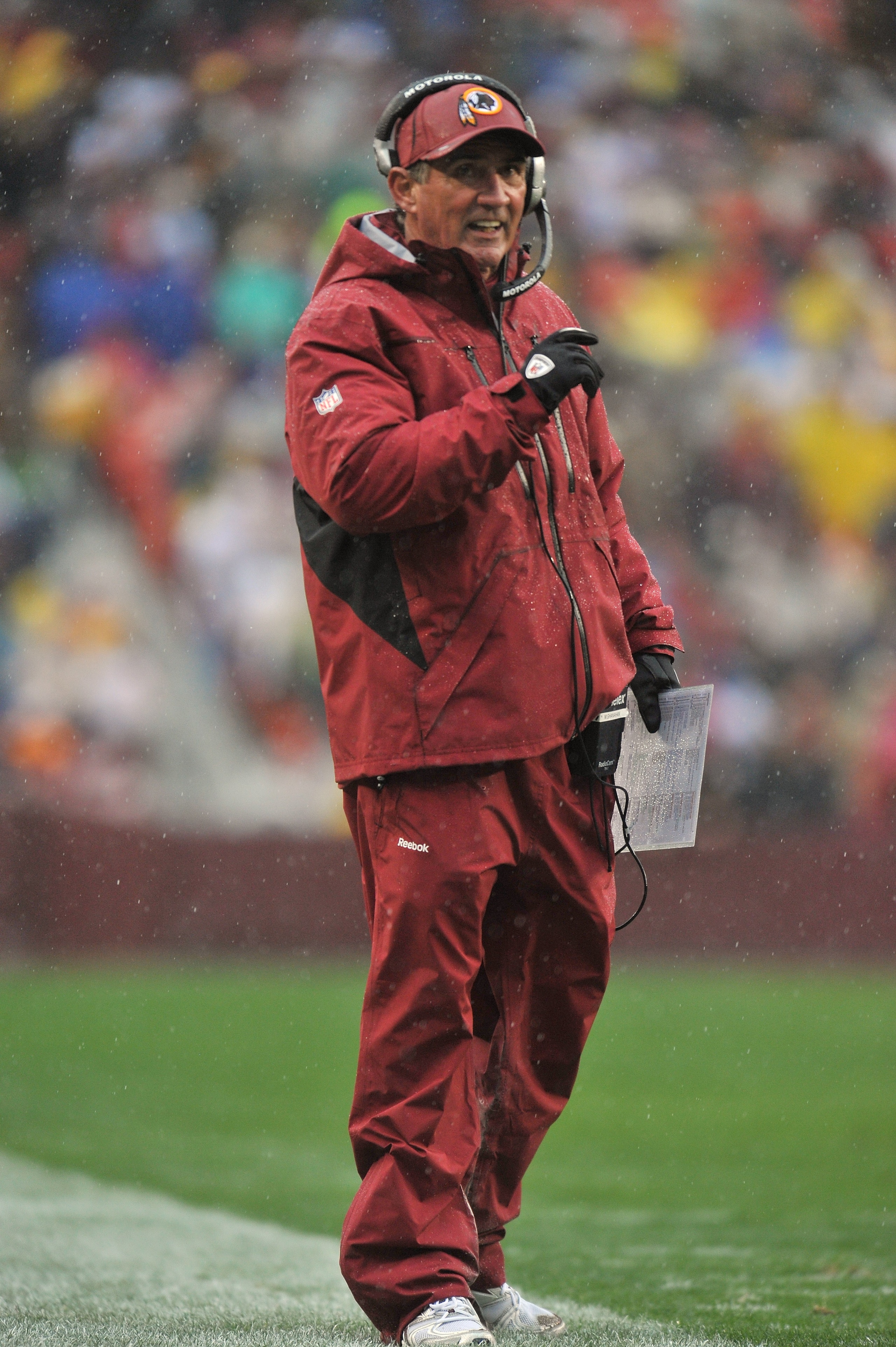 LANDOVER, MD - DECEMBER 12: Head coach Mike Shanahan of the Washington Redskins coaches against the Tampa Bay Buccaneers at FedExField on December 12, 2010 in Landover, Maryland. The Buccaneers defeated the Redskins 17-16. (Photo by Larry French/Getty Im LANDOVER, MD - DECEMBER 12: Head coach Mike Shanahan of the Washington Redskins coaches against the Tampa Bay Buccaneers at FedExField on December 12, 2010 in Landover, Maryland. The Buccaneers defeated the Redskins 17-16. (Photo by Larry French/Getty Im
