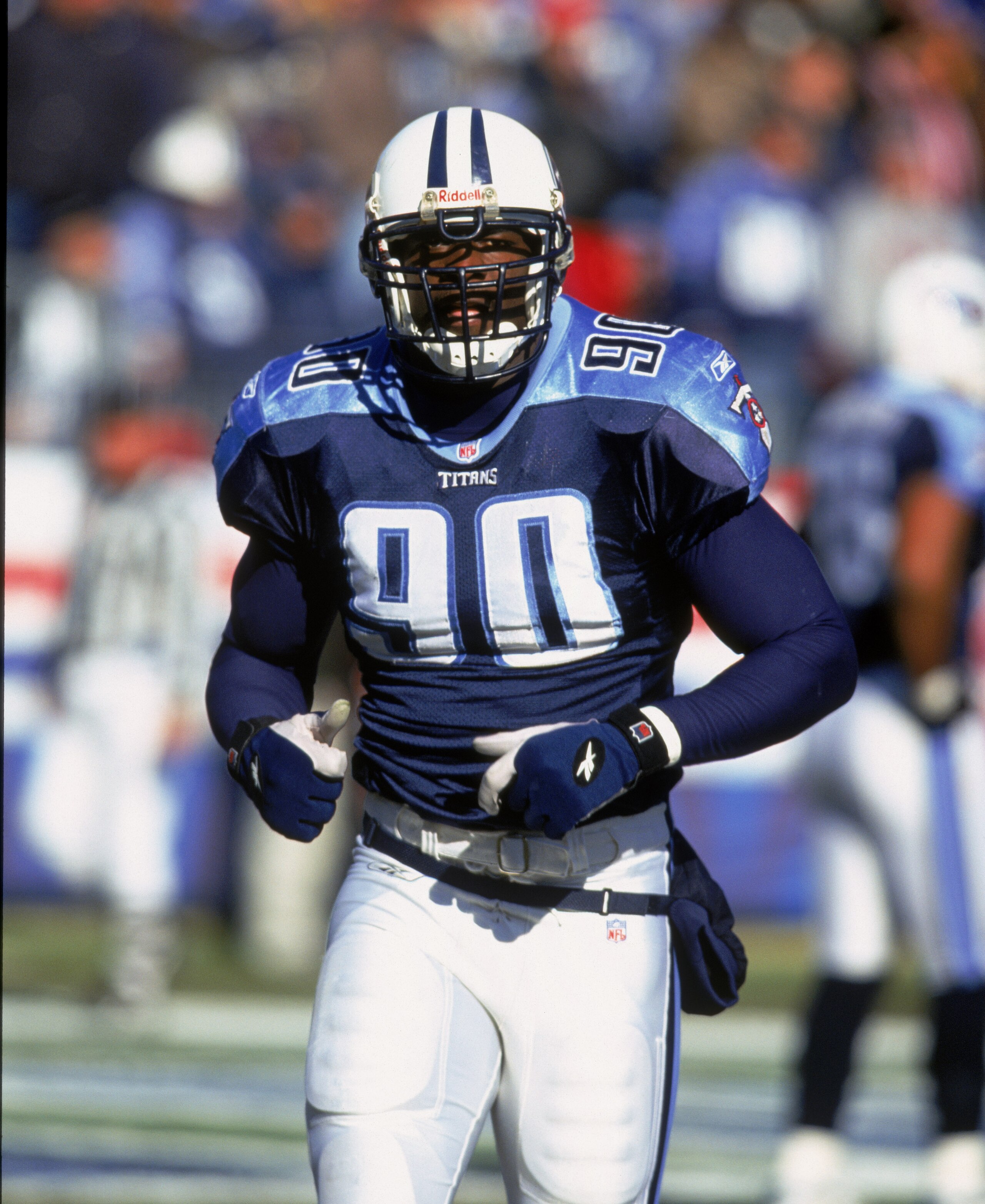 30 Dec 2001:  This is a close up of defensive end Jevon Kearse #90 of the Tennessee Titans. The picture was taken during the NFL game against the Cleveland Browns at the Adelphia Statium in Nashville, Tennessee.  The Browns defeated the Titans 41-38.   Ma