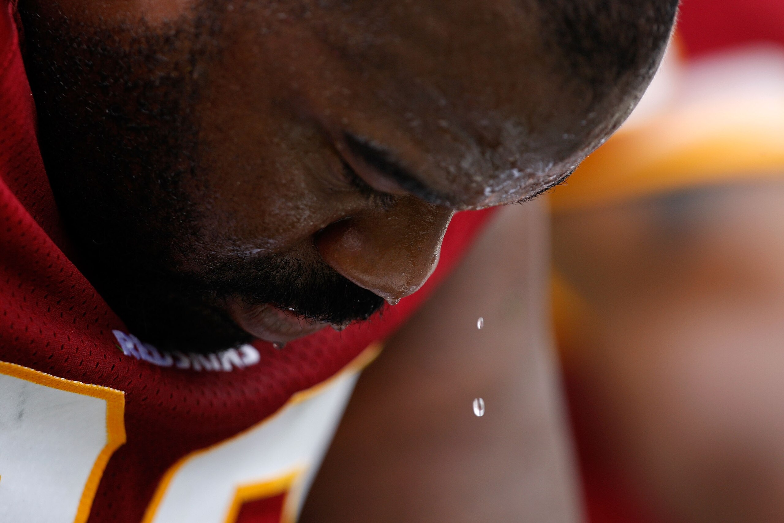 CHARLOTTE, NC - OCTOBER 11: Albert Haynesworth #92 of Washington Redskins watches a drop of sweat as he waits on the bench against the Carolina Panthers at Bank of America Stadium on October 11, 2009 in Charlotte, North Carolina. (Photo by Streeter Leck CHARLOTTE, NC - OCTOBER 11: Albert Haynesworth #92 of Washington Redskins watches a drop of sweat as he waits on the bench against the Carolina Panthers at Bank of America Stadium on October 11, 2009 in Charlotte, North Carolina. (Photo by Streeter Leck
