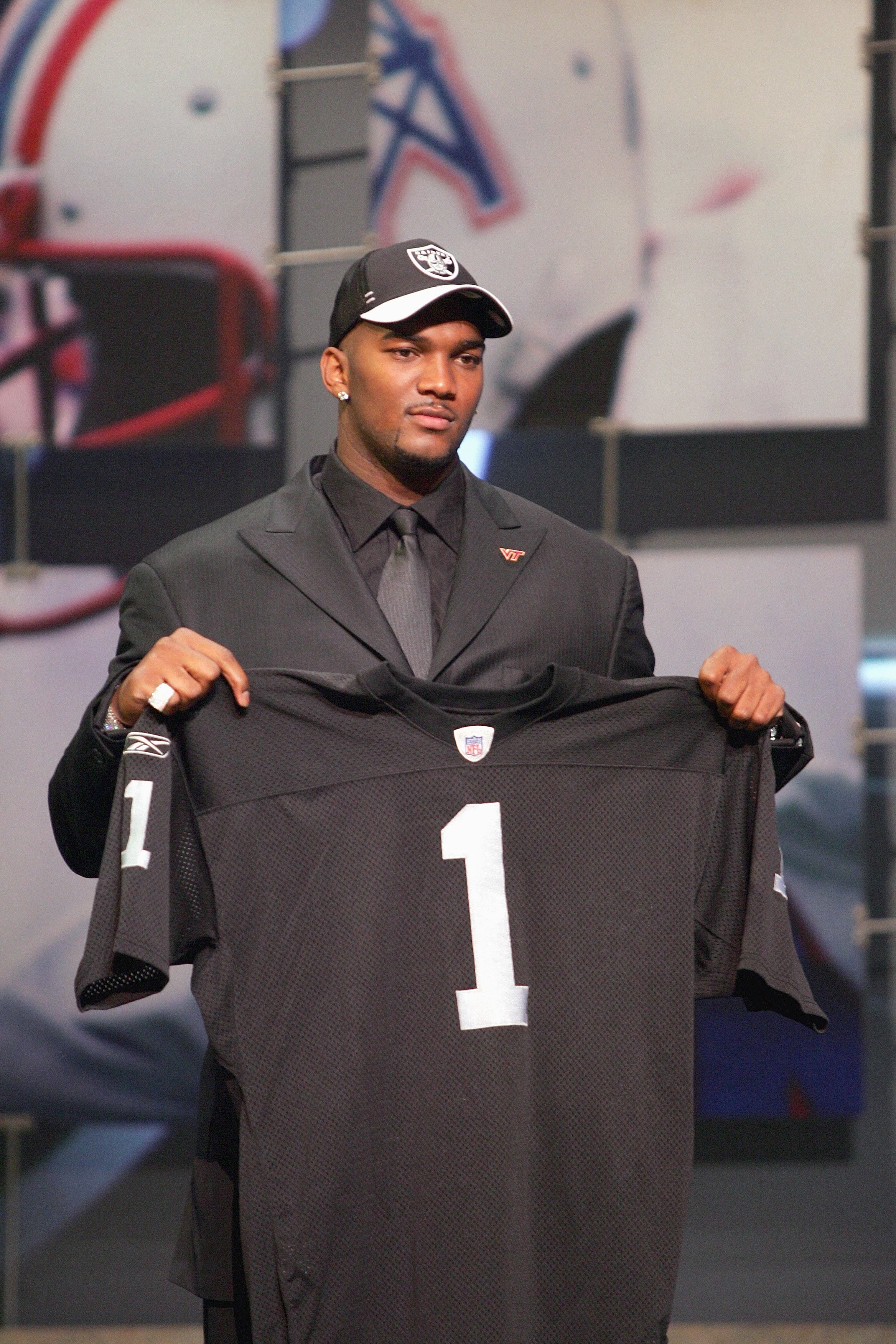 NEW YORK - APRIL 28:  Quarterback JaMarcus Russell of LSU poses for a photo after being drafted by the Oakland Raiders during the 2007 NFL Draft on April 28, 2007 at Radio City Music Hall in New York, New York. (Photo by Chris McGrath/Getty Images)