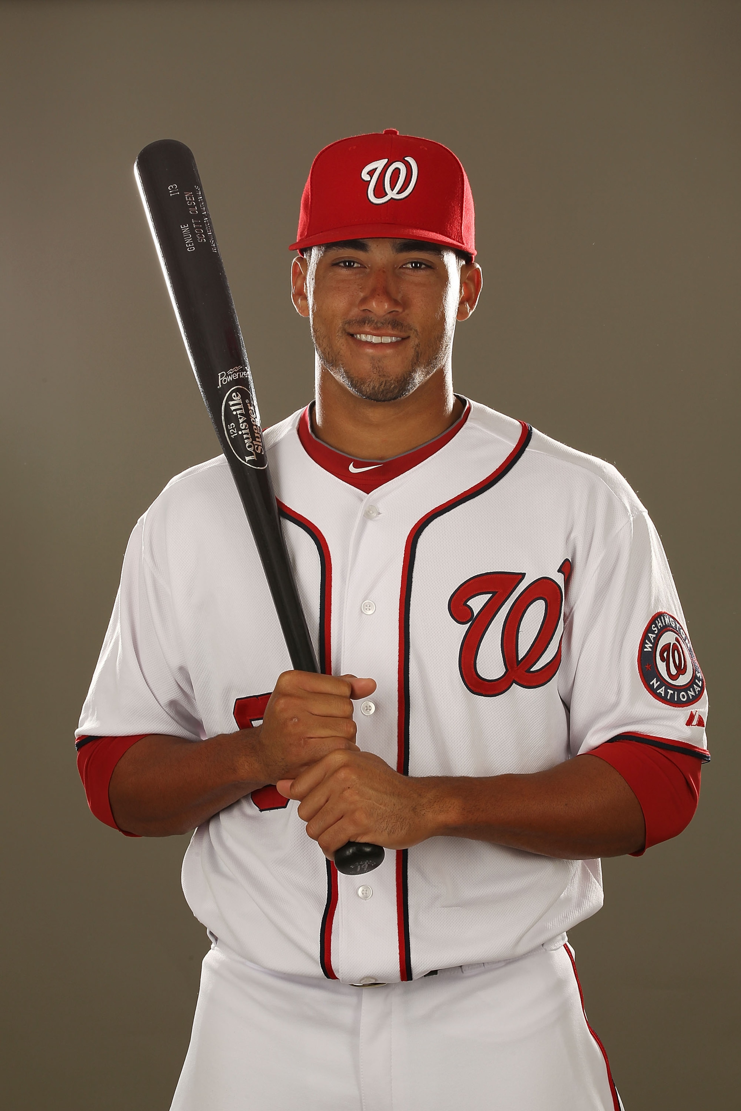 VIERA, FL - FEBRUARY 25:  Ian Desmond #6 of the Washington Nationals poses for a portrait during Spring Training Photo Day at Space Coast Stadium on February 25, 2011 in Viera, Florida.  (Photo by Al Bello/Getty Images)