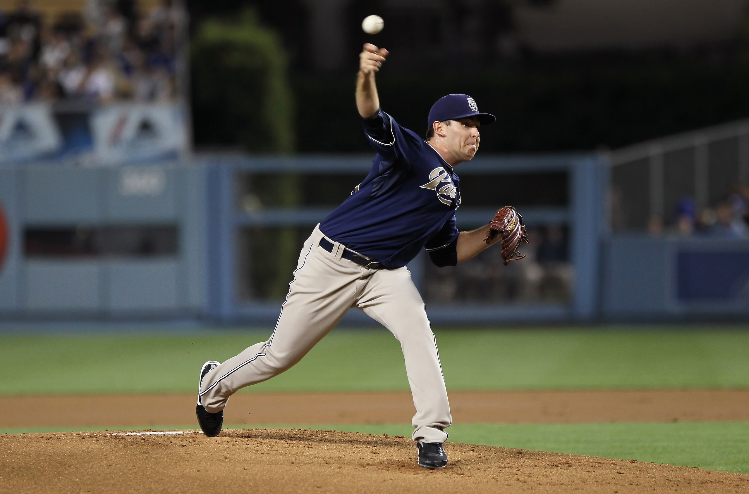 LOS ANGELES, CA - SEPTEMBER 22:  Tim Stauffer #46 of the San Diego Padres pitches against the Los Angeles Dodgers at Dodger Stadium on September 22, 2010 in Los Angeles, California.  (Photo by Jeff Gross/Getty Images)