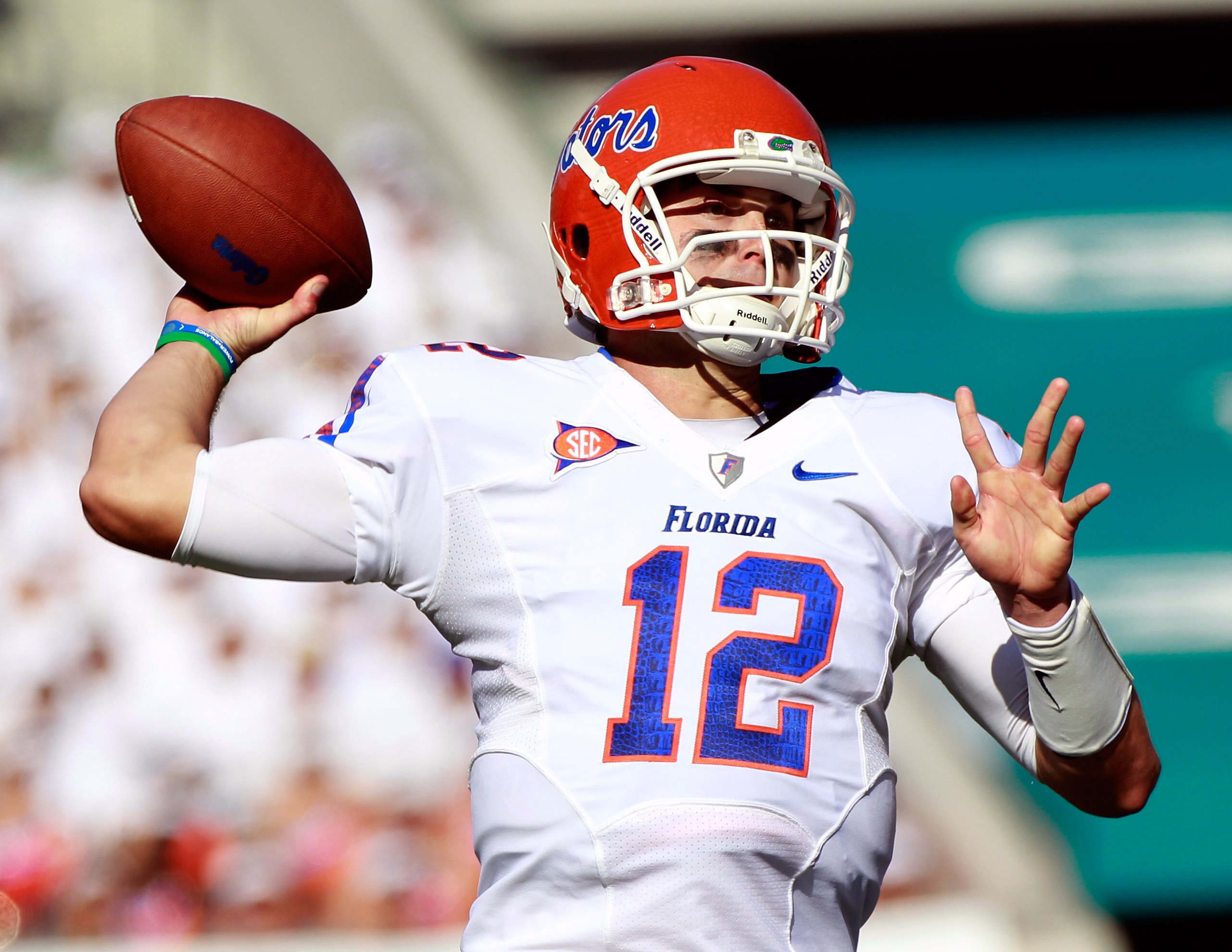 JACKSONVILLE, FL - OCTOBER 30:  Quarterback John Brantley #12 of the Florida Gators attempts a pass during the game against the Georgia Bulldogs at EverBank Field on October 30, 2010 in Jacksonville, Florida.  (Photo by Sam Greenwood/Getty Images)