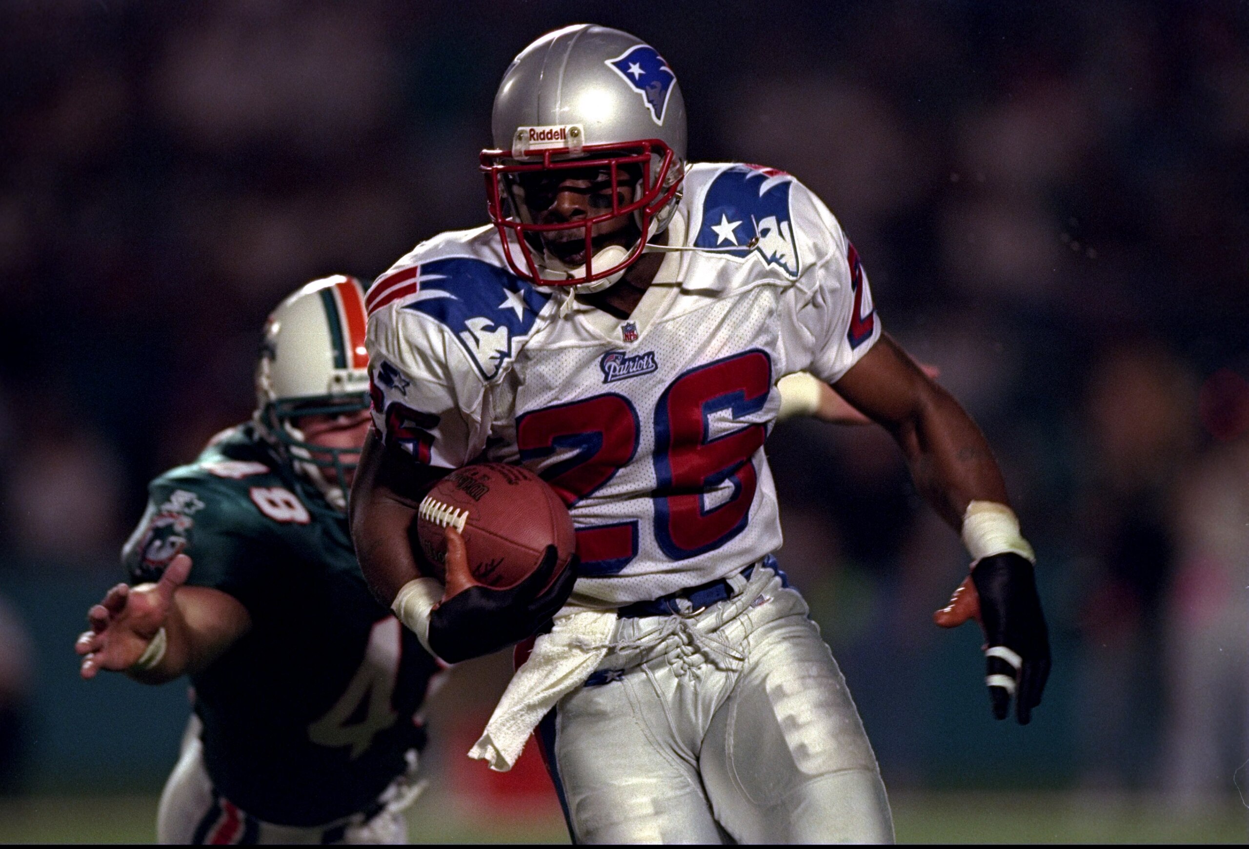 22 Dec 1997:  Chris Canty of the New England Patriots carries the football during the Patriots 14-12 win over the Miami Dolphins at Pro Player Stadium in Miami, Florida. Mandatory Credit: Andy Lyons  /Allsport