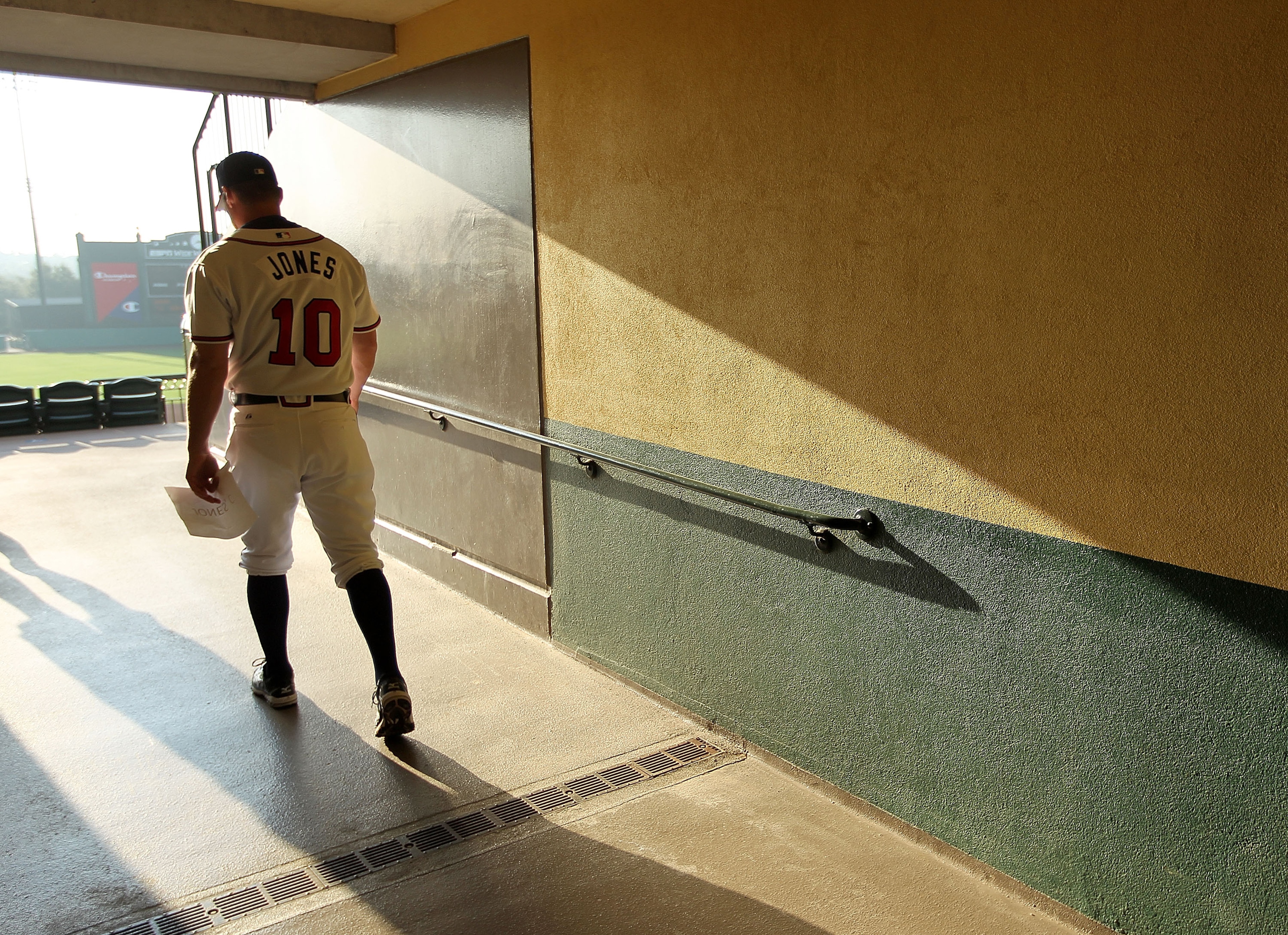 LAKE BUENA VISTA, FL - FEBRUARY 21:  Chipper Jones #10 of the Atlanta Braves during Photo Day at  Champion Stadium at ESPN Wide World of Sports of Complex on February 21, 2011 in Lake Buena Vista, Florida. (Photo by Mike Ehrmann/Getty Images)
