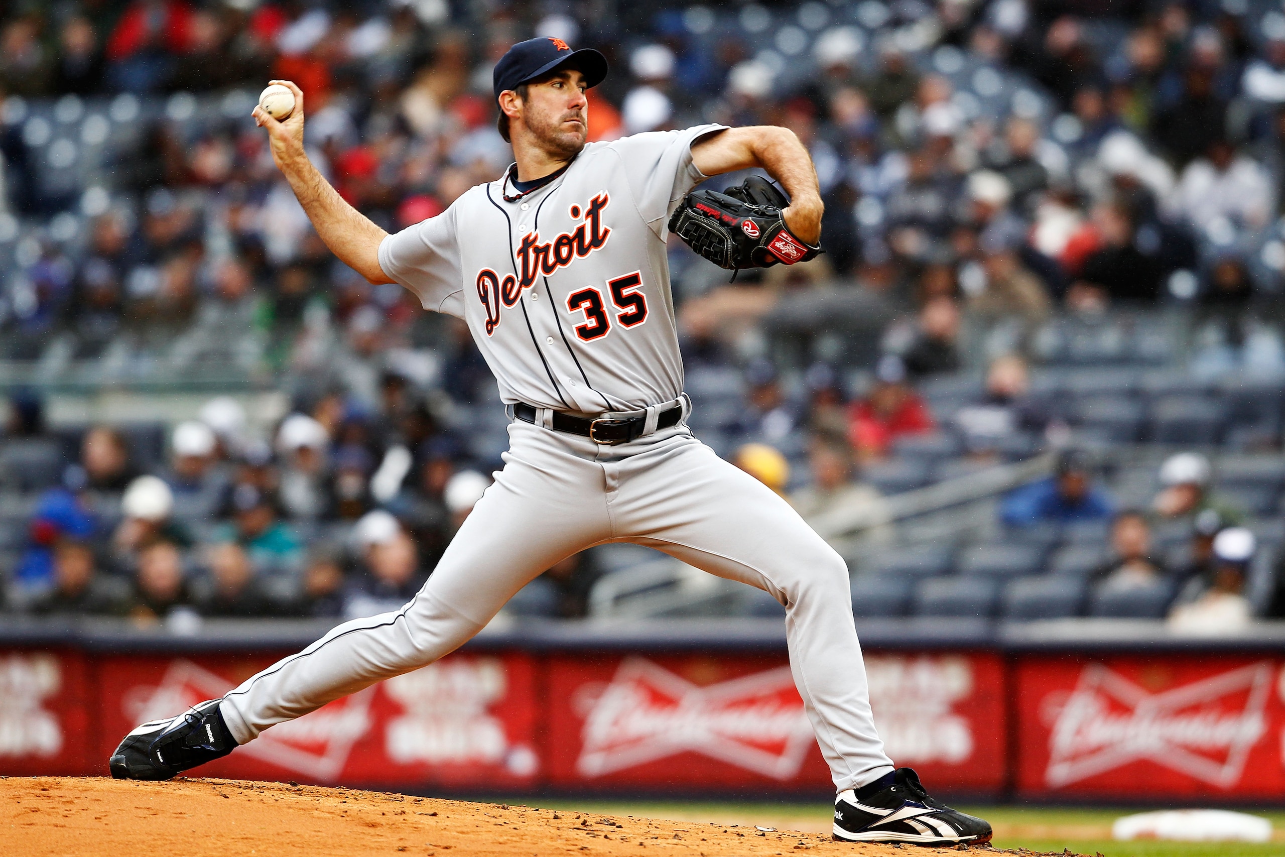 NEW YORK, NY - MARCH 31:  Justin Verlander #35 of the Detroit Tigers pitches against the New York Yankees on Opening Day at Yankee Stadium on March 31, 2011 in the Bronx borough of New York City.  (Photo by Jeff Zelevansky/Getty Images)