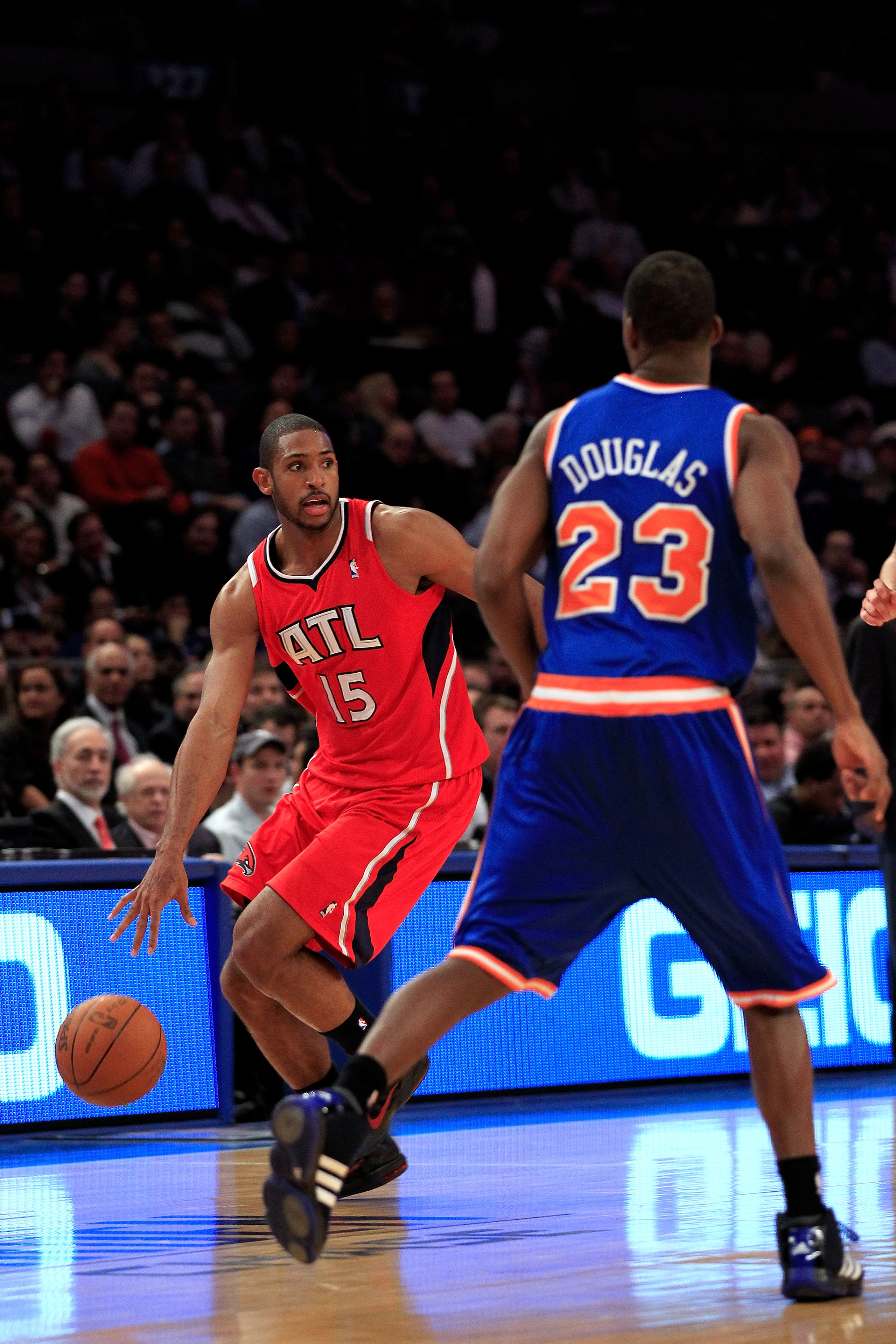 NEW YORK, NY - FEBRUARY 16:  Al Horford #15 of the Atlanta Hawks on the court against the New York Knicks at Madison Square Garden on February 16, 2011 in New York City. NOTE TO USER: User expressly acknowledges and agrees that, by downloading and/or usin