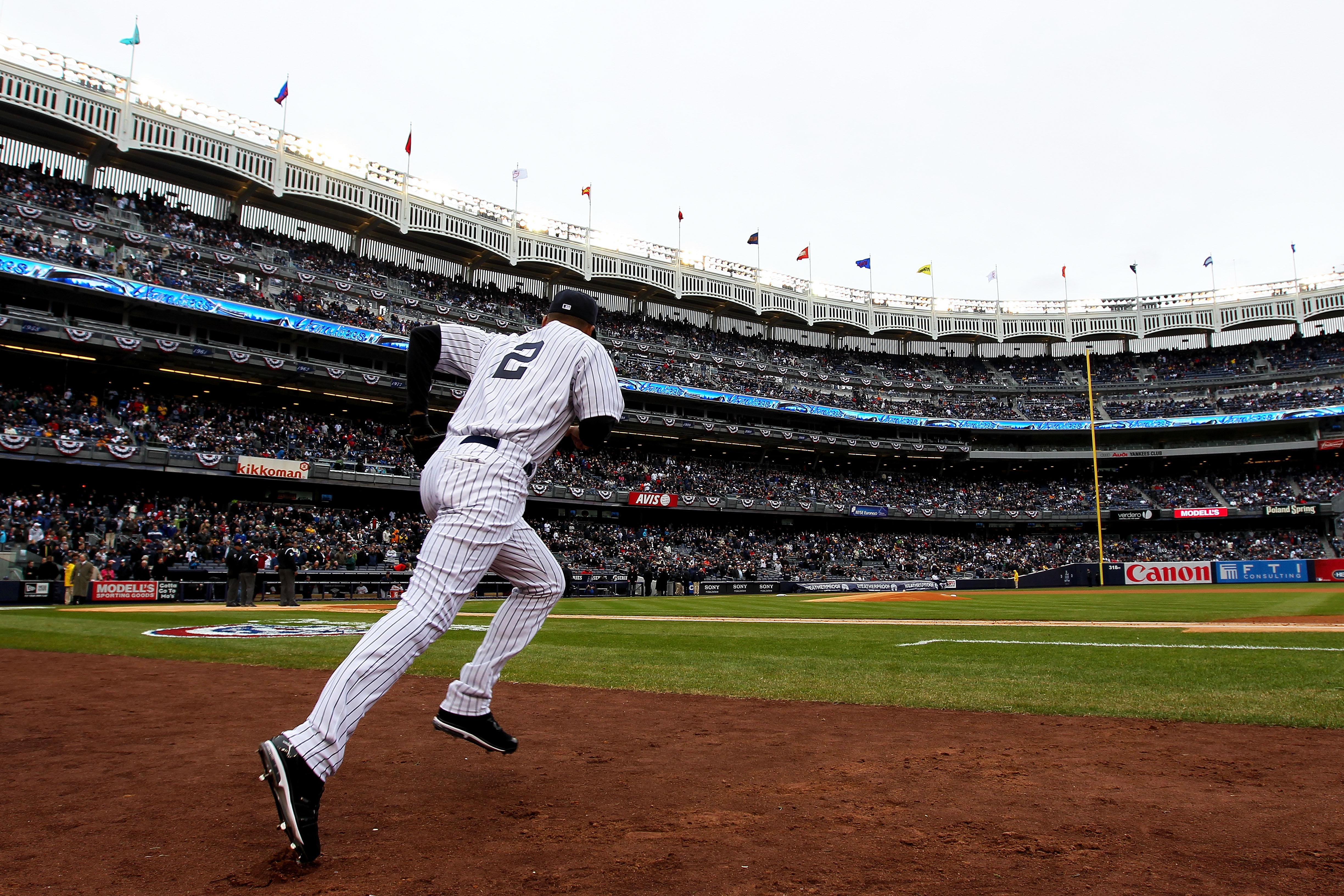 Yankees place Joba Chamberlain on DL with oblique strain - MLB Daily Dish