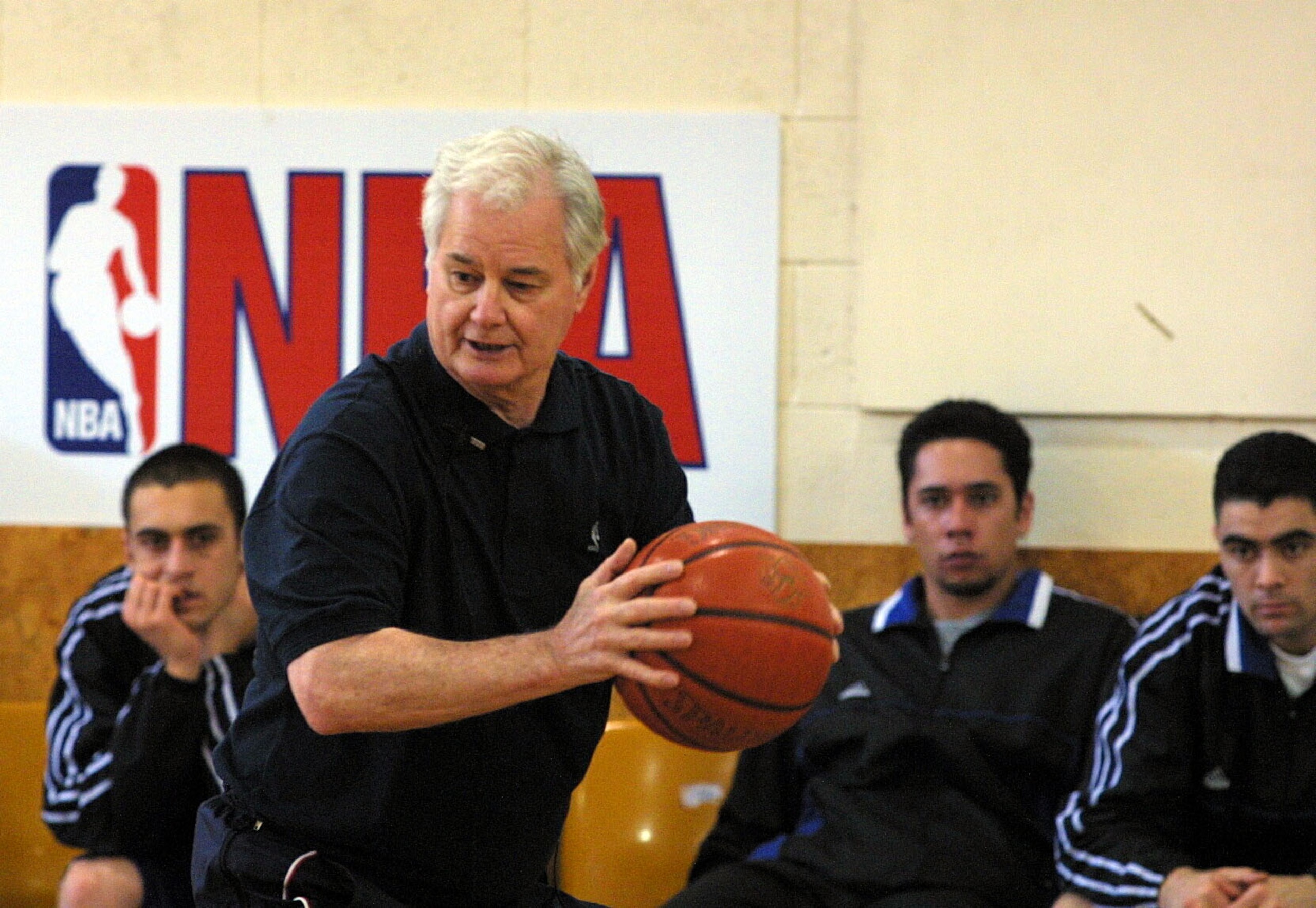 AUCKLAND, NEW ZEALAND - AUGUST 01:  Tex Winter ex NBA coach at a basketball training camp for New Zealand players at Youth town, Wednesday.  (Photo by Michael Bradley/Getty Images)