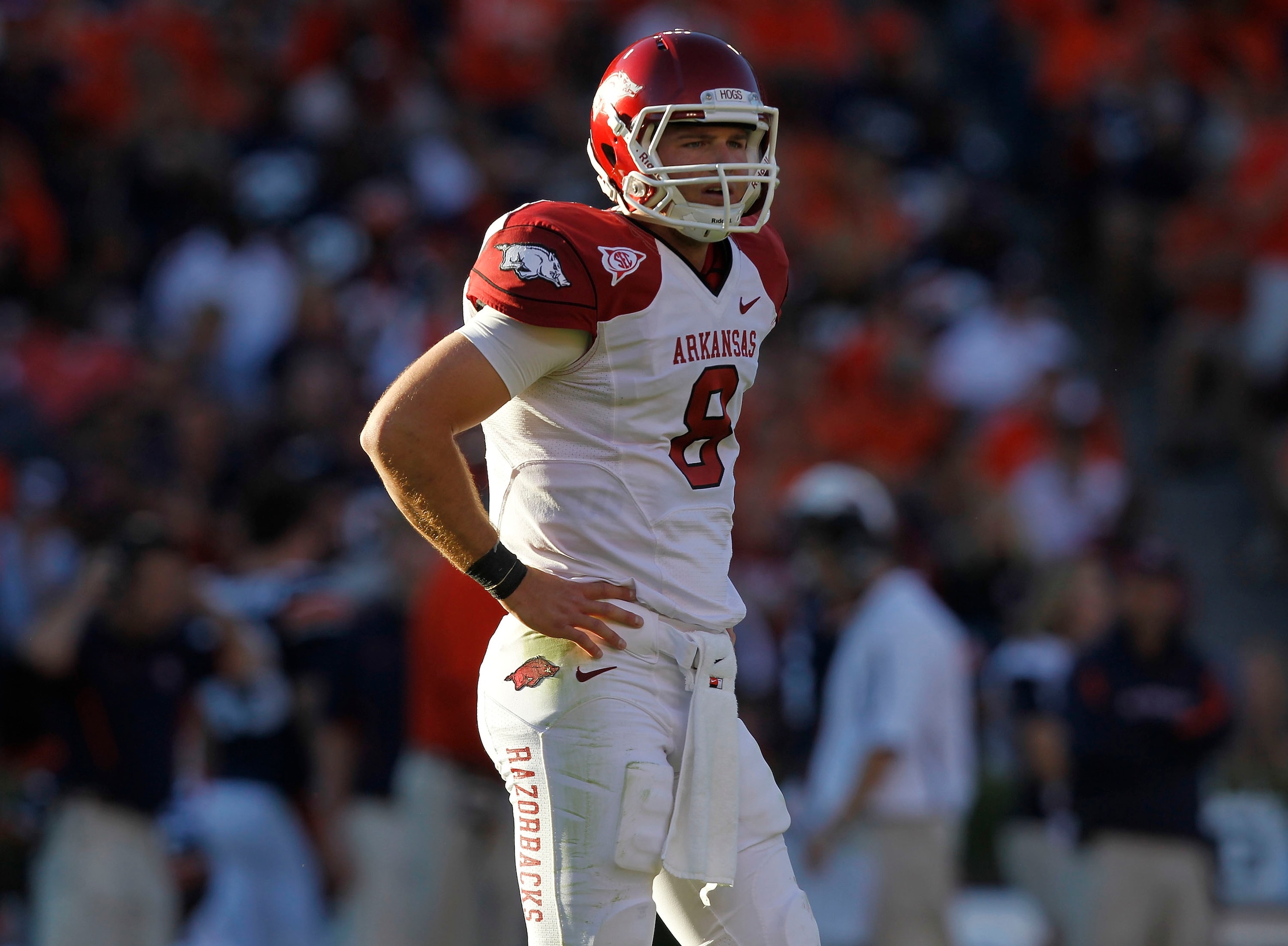 AUBURN, AL - OCTOBER 16:  Quarterback Tyler Wilson #8 of the Arkansas Razorbacks takes a break during a timeout in the game against the Auburn Tigers at Jordan-Hare Stadium on October 16, 2010 in Auburn, Alabama.  The Tigers beat the Razorbacks 65-43.  (P