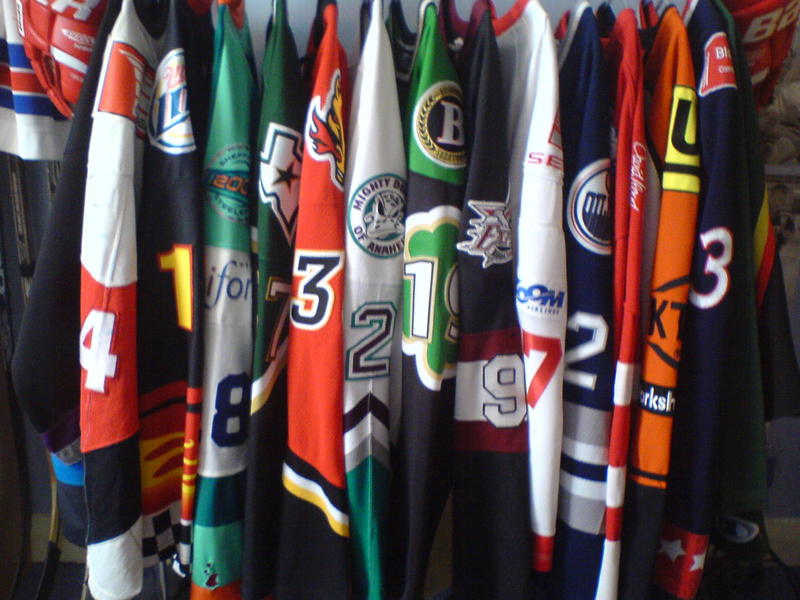 What is everyone's #1 grail jersey : r/hockeyjerseys