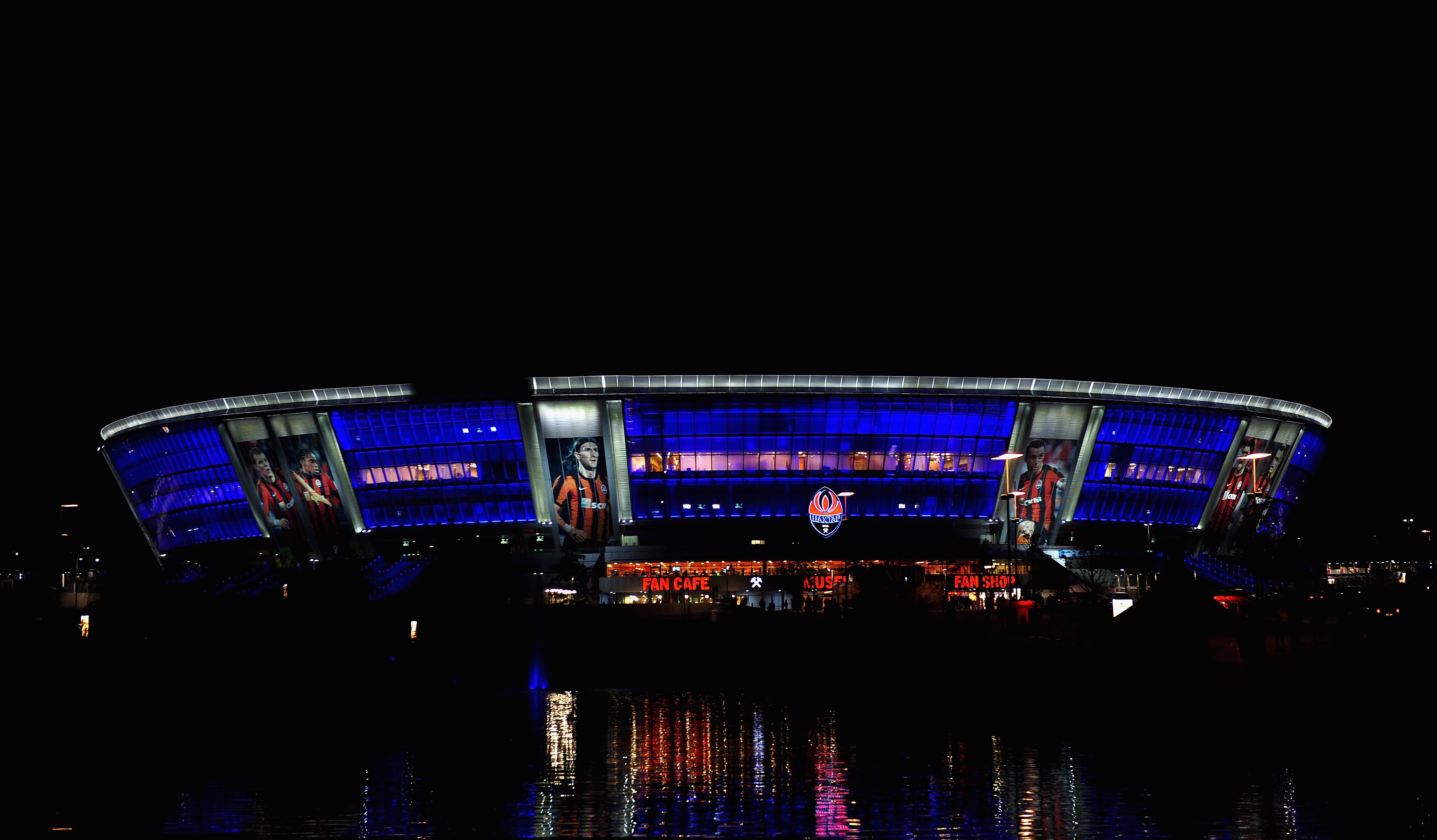 DONETSK, UKRAINE - NOVEMBER 03:  General view of the Donbass Arena home of Shakhtar Donetsk on November 3, 2010 in Donetsk, Ukraine.  (Photo by Laurence Griffiths/Getty Images)