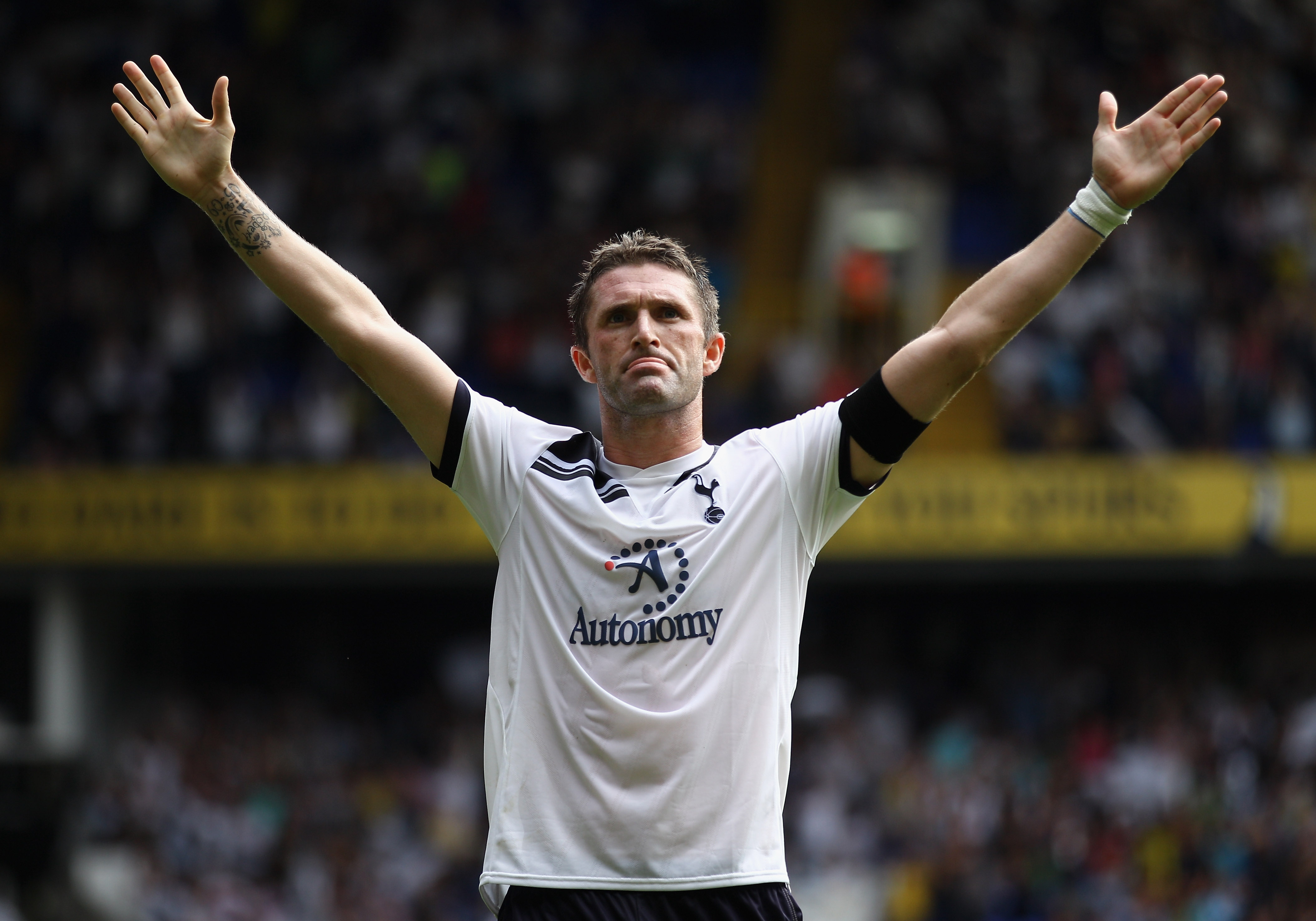 LONDON, ENGLAND - AUGUST 07:  Robbie Keane of Tottenham Hotspur celebrates scoring his second and Tottenham's third goal during the pre-season friendly match between Tottenham Hotspur and Fiorentina at White Hart Lane on August 7, 2010 in London, England.