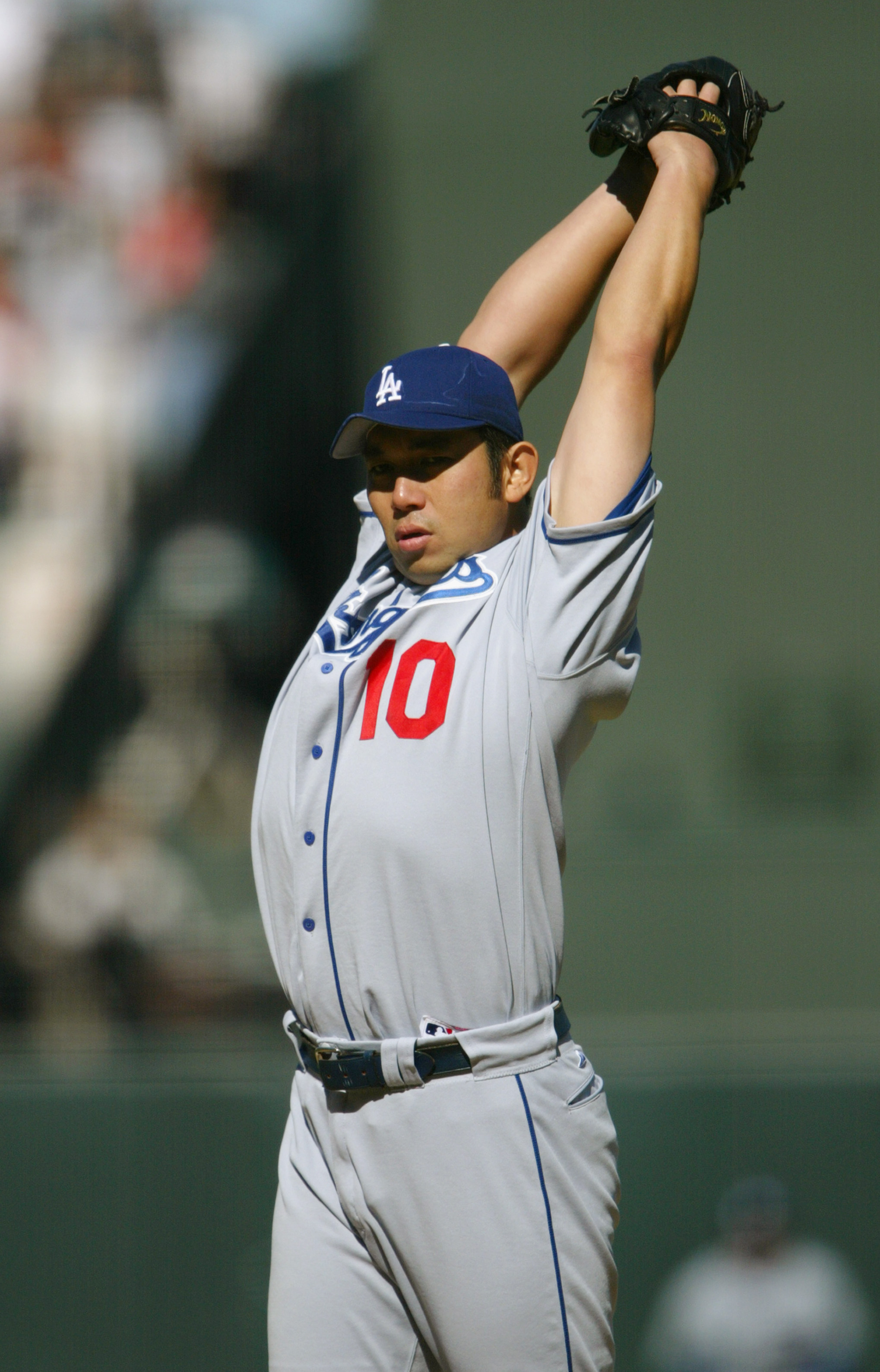 SAN FRANCISCO - JUNE 24:  Hideo Nomo #10 of the Los Angeles Dodgers pitches during the game against the San Francisco Giants on June 24, 2004 at SBC Park in San Francisco, California. The Giants defeated the Dodgers 9-3.  (Photo by Justin Sullivan/Getty I