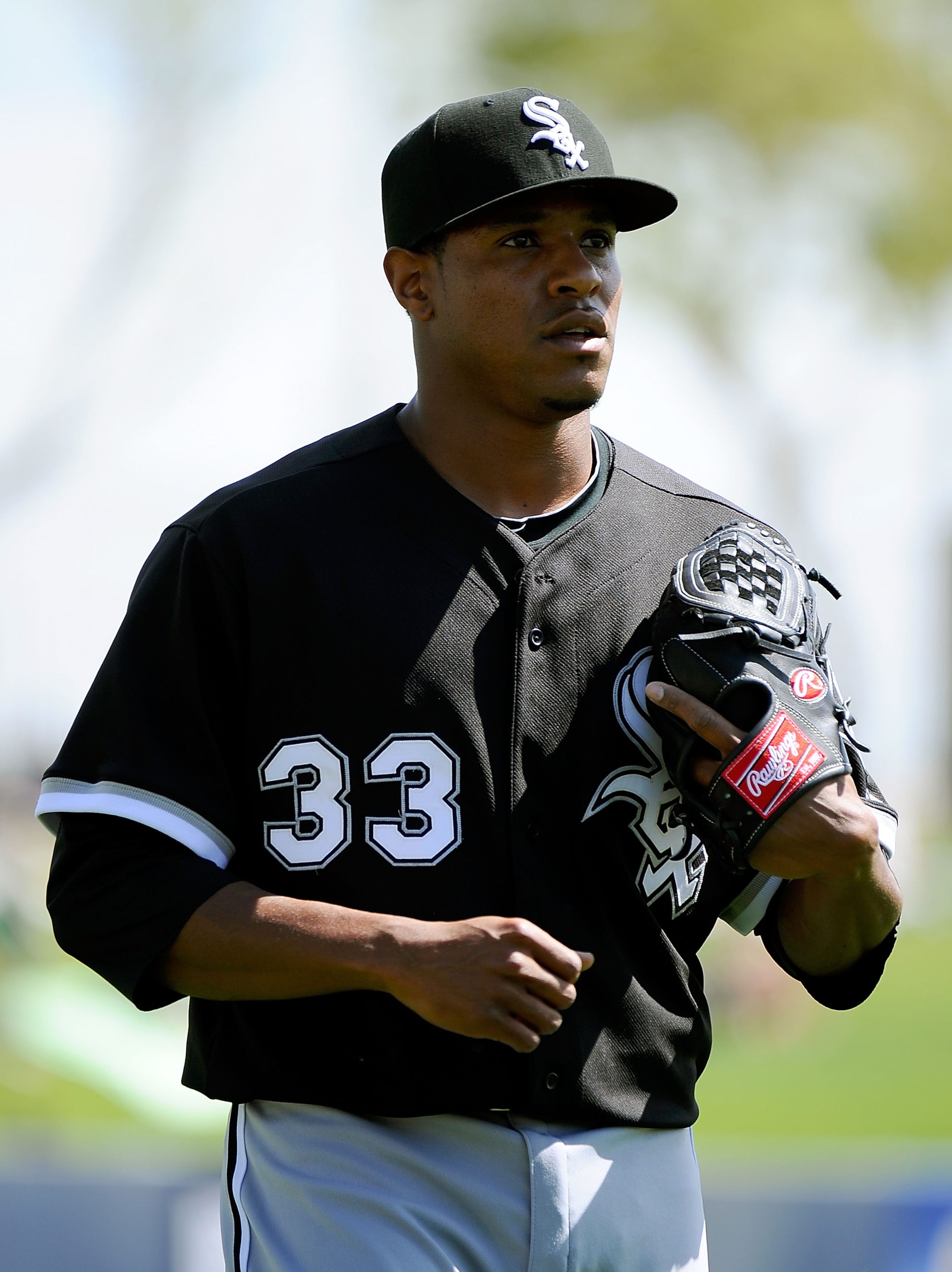 PHOENIX, AZ - MARCH 17:  Pitcher Edwin Jackson #33 of the Chicago White Sox warms up in the bullpen before playing the Milwaukee Brewers during the spring training game at Maryvale Baseball Park on March 17, 2011 in Phoenix, Arizona.  (Photo by Kevork Dja