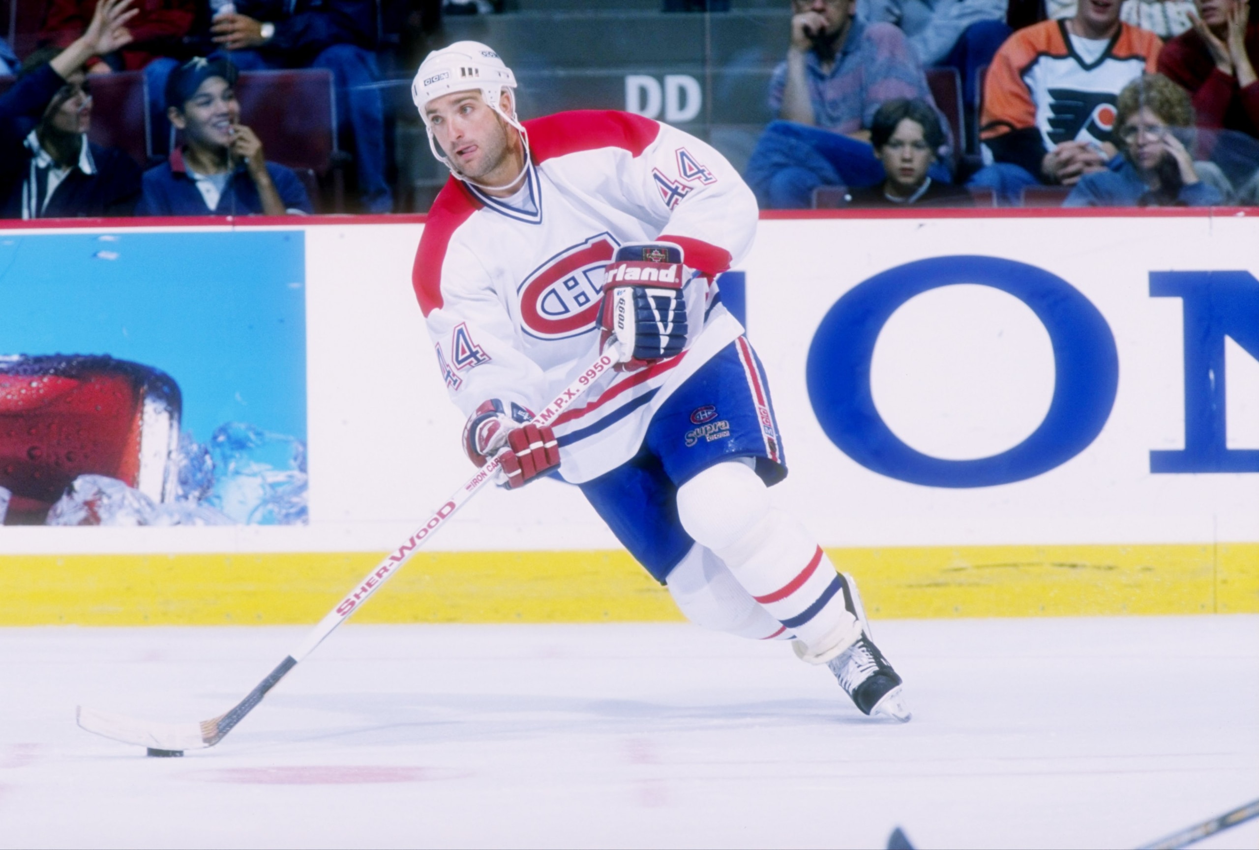 17 Sep 1997:  Rightwinger Stephane Richer of the Montreal Canadiens  in action during a game against the Philadelphia Flyers at the Molson Center in Montreal, Canada.  The Canadiens won the game 5-4. Mandatory Credit: Robert Laberge  /Allsport