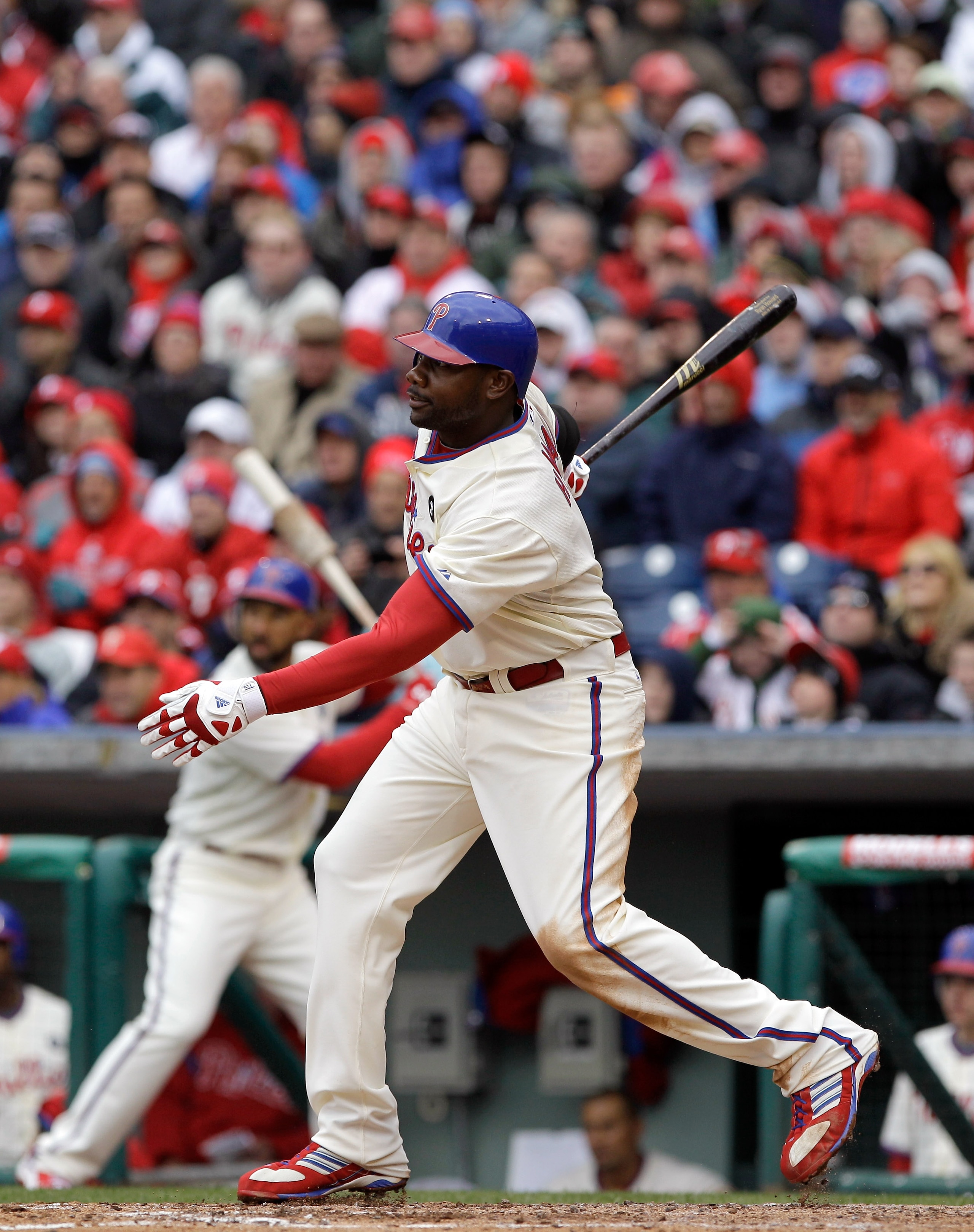 PHILADELPHIA, PA - APRIL 01: Batter Ryan Howard #6 of the Philadelphia Phillies against the Houston Astros during opening day at Citizens Bank Park on April 1, 2011 in Philadelphia, Pennsylvania.  (Photo by Rob Carr/Getty Images)