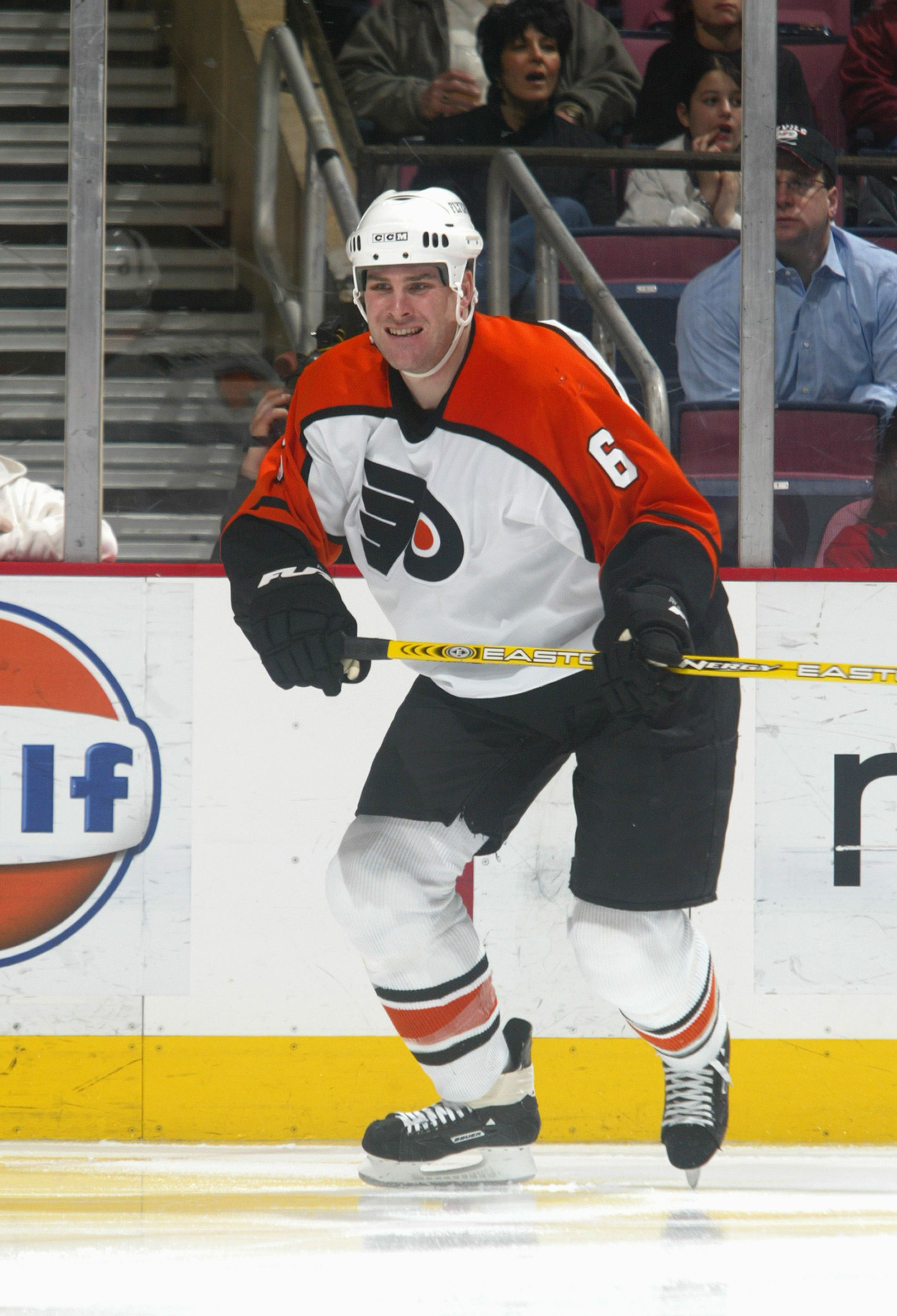 Mens Philadelphia Flyers Mark Recchi Old Time Hockey Gray Name & Number  T-Shirt
