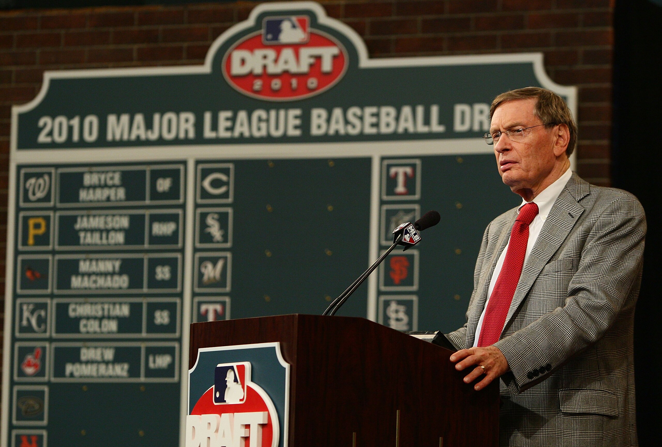 SECAUCUS, NJ - JUNE 07:  MLB commissioner Bud Selig speaks during the MLB First Year Player Draft on June 7, 2010 held in Studio 42 at the MLB Network in Secaucus, New Jersey.  (Photo by Mike Stobe/Getty Images)