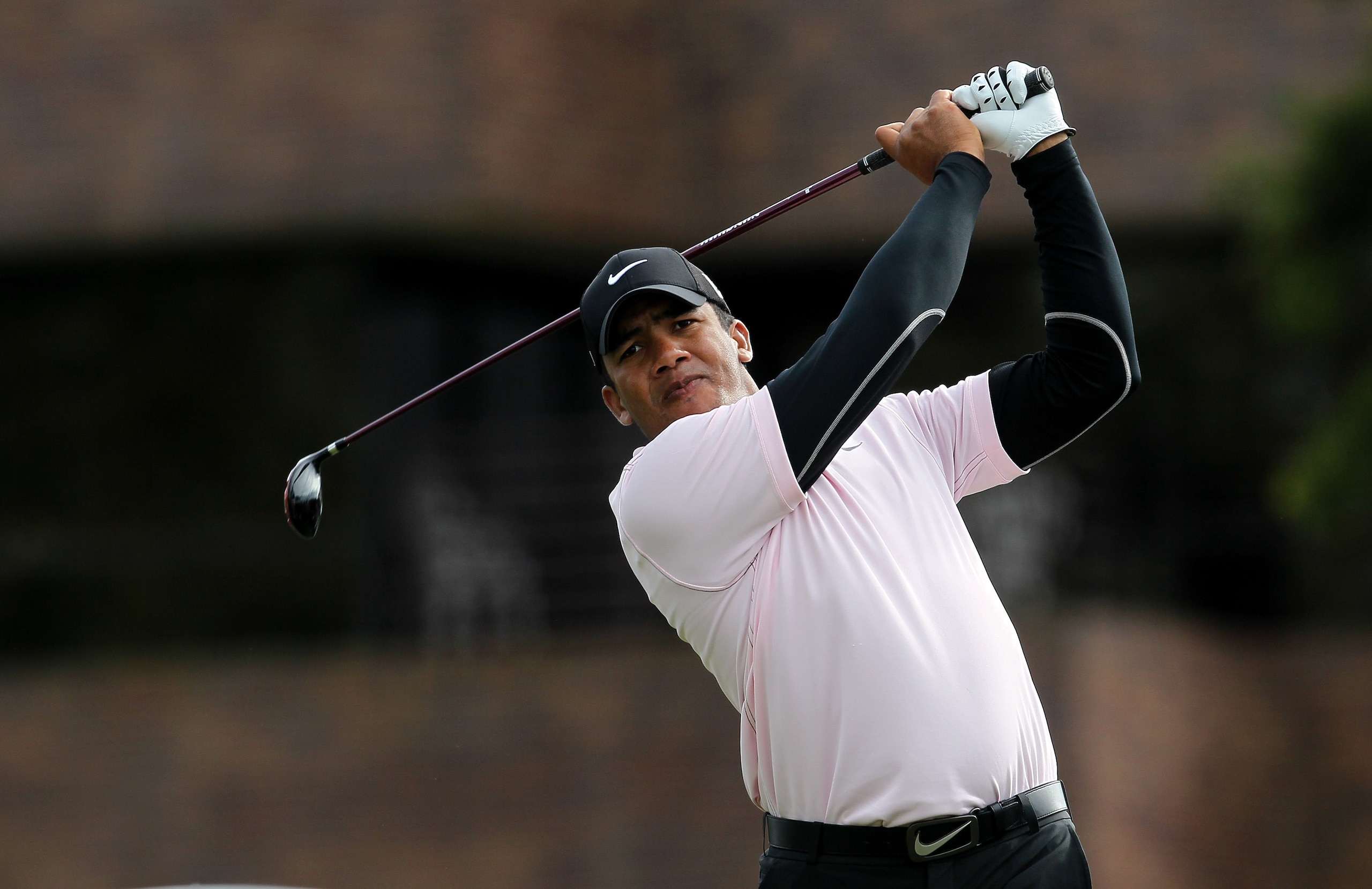 LA JOLLA, CA - JANUARY 30:  Jhonattan Vegas of Venzuela hits his tee shot on the 14th hole during the final round of the Farmers Insurance Open at Torrey Pines South Course on January 30, 2011 in La Jolla, California.  (Photo by Stephen Dunn/Getty Images)