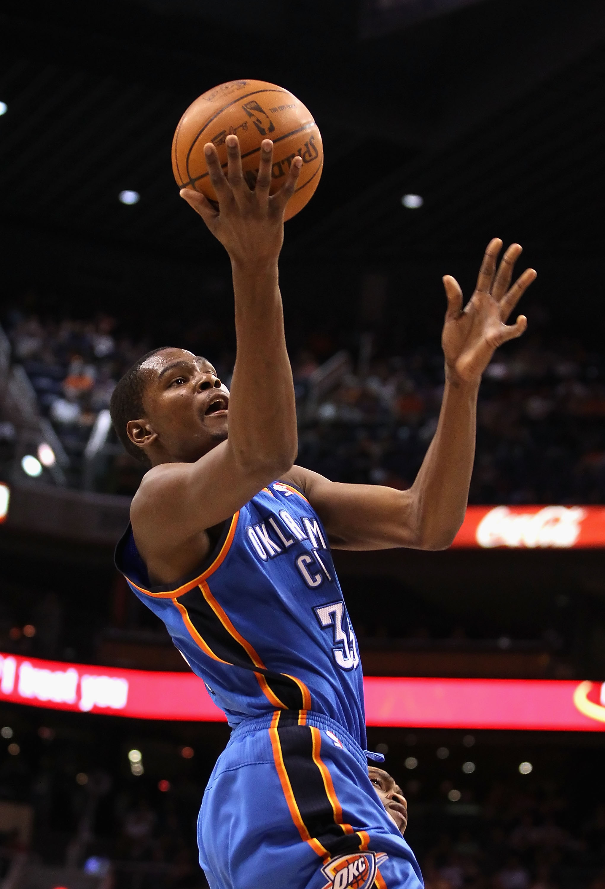 PHOENIX, AZ - MARCH 30:  Kevin Durant #35 of the Oklahoma City Thunder puts up a shot during the NBA game against the Phoenix Suns at US Airways Center on March 30, 2011 in Phoenix, Arizona. The Thunder defeated the Suns 116-98.   NOTE TO USER: User expre