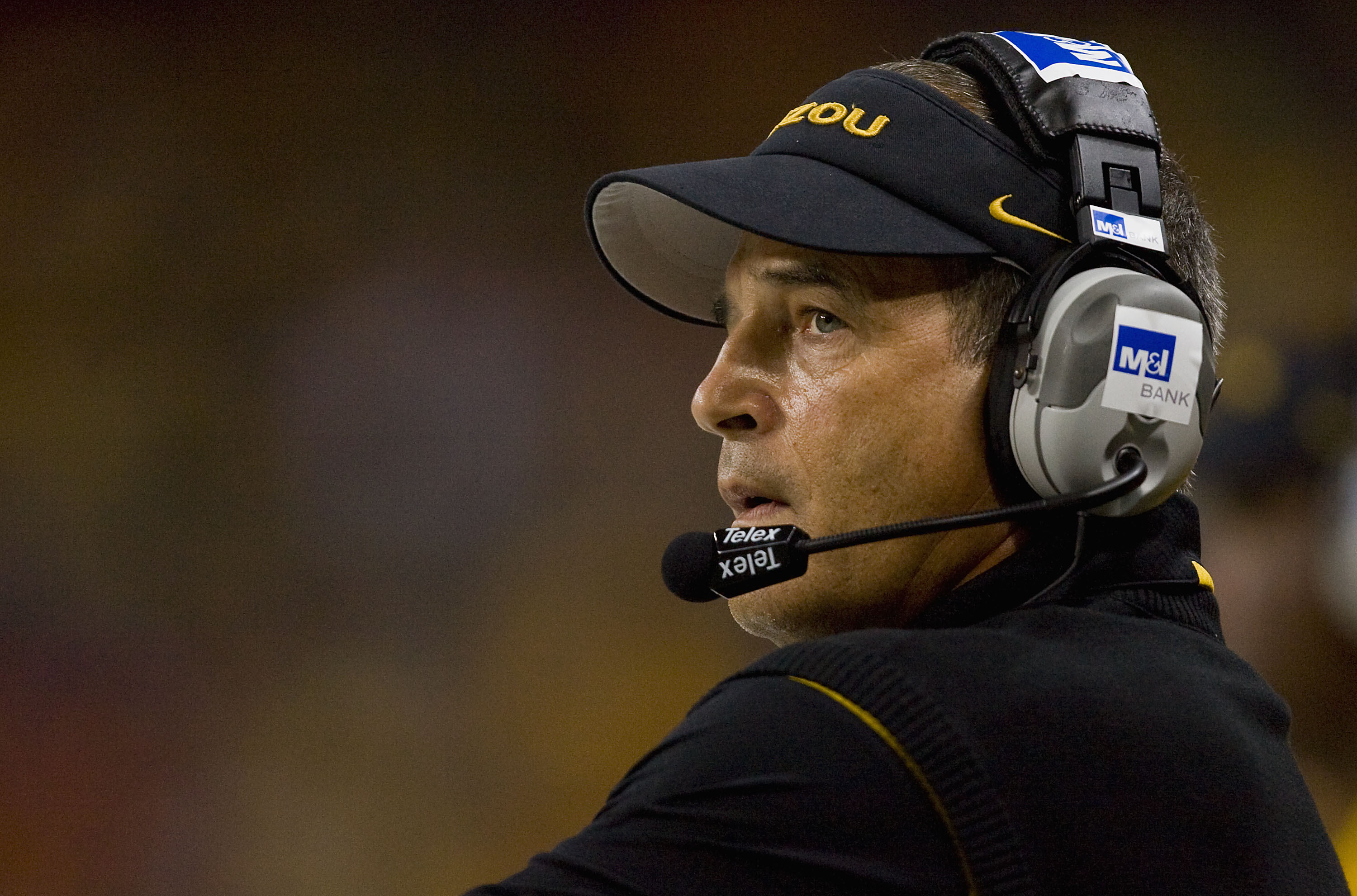 ST. LOUIS, MO - SEPTEMBER 5: Head coach Gary Pinkel of the University of Missouri Tigers looks on from the sideline against the University of Illinois Fighting Illini during the State Farm Arch Rivalry on September 5, 2009 at the Edward Jones Dome in St.